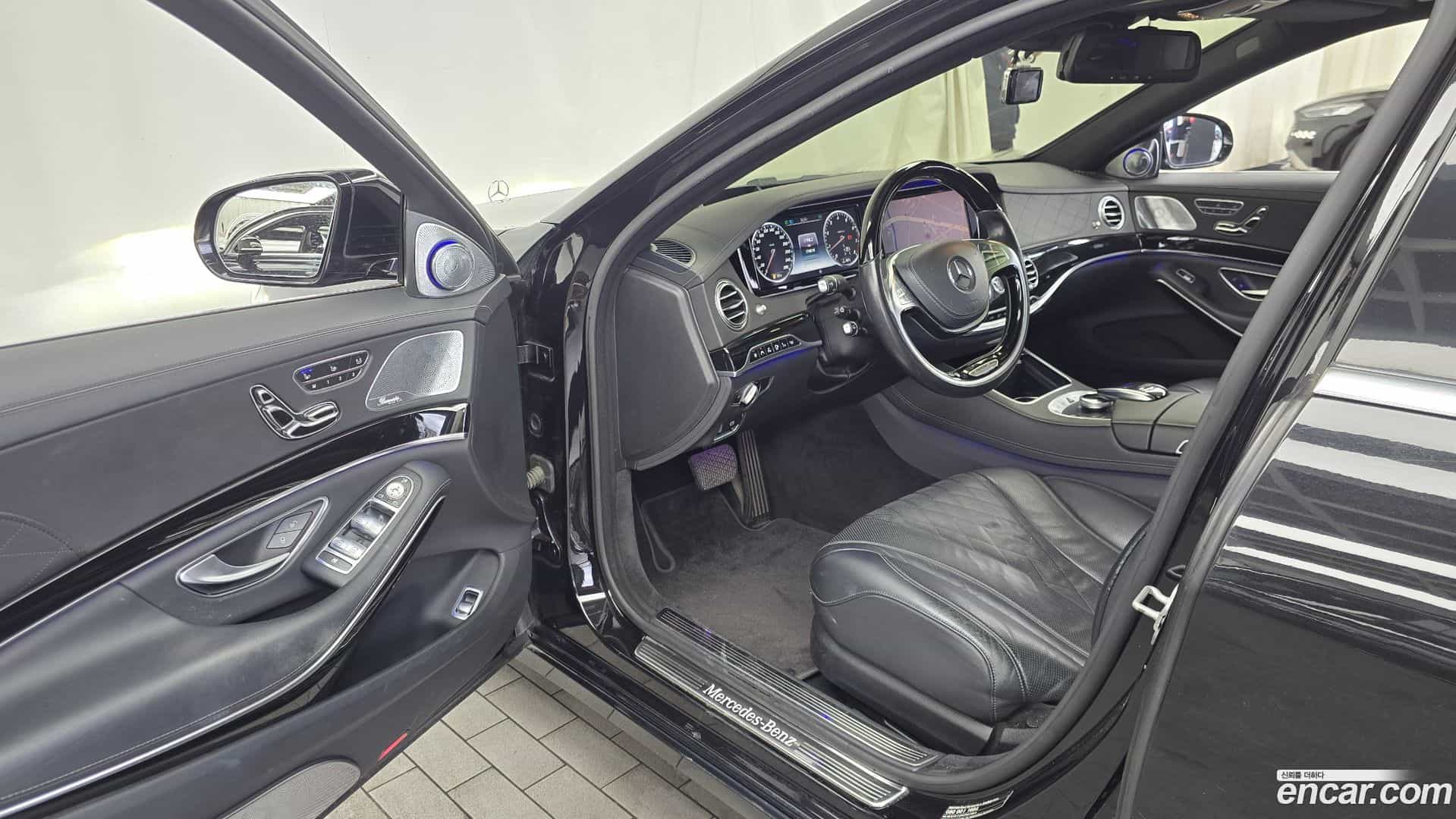 S-Class Mercedes-Benz 2015.6-INNER-010