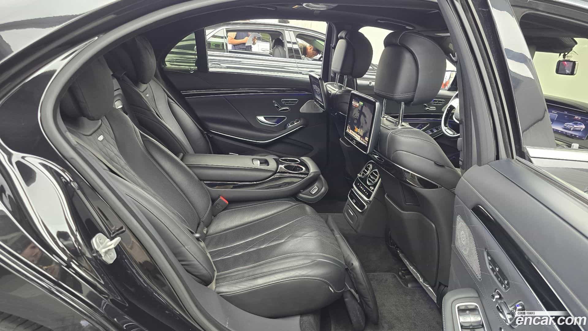 S-Class Mercedes-Benz 2015.6-OPTION-016