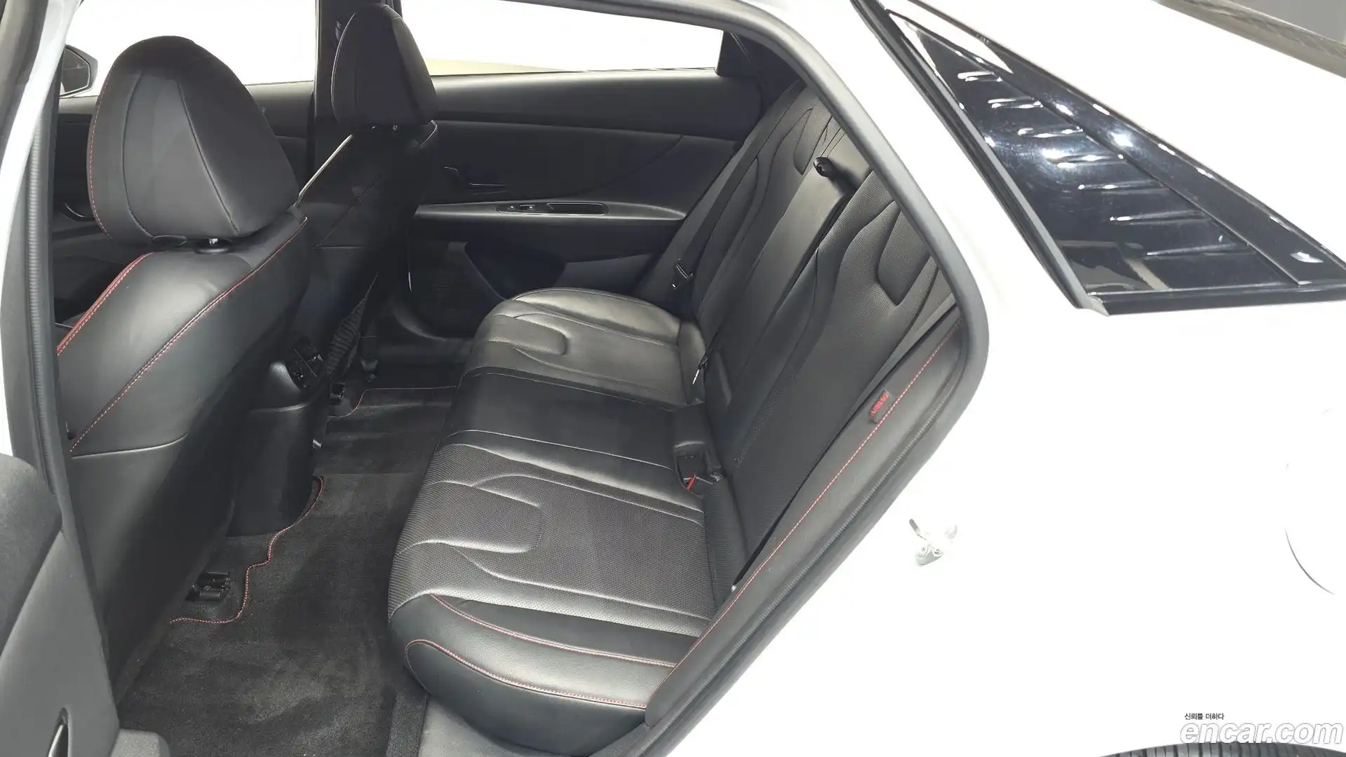 AVANTE Hyundai 2024.2-OPTION-015