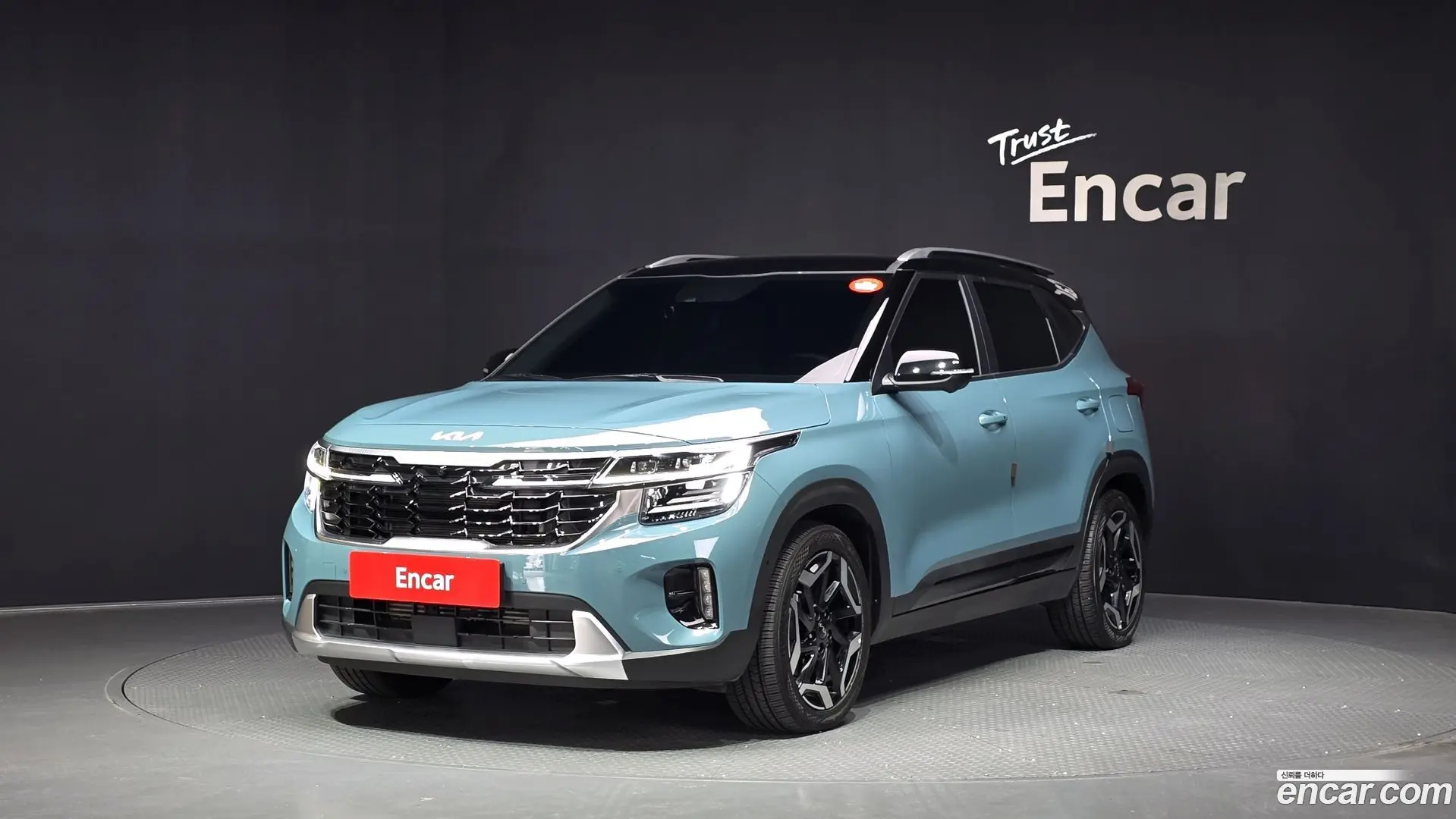 Main__Slider__Photo:Seltos Kia 2023.9-0