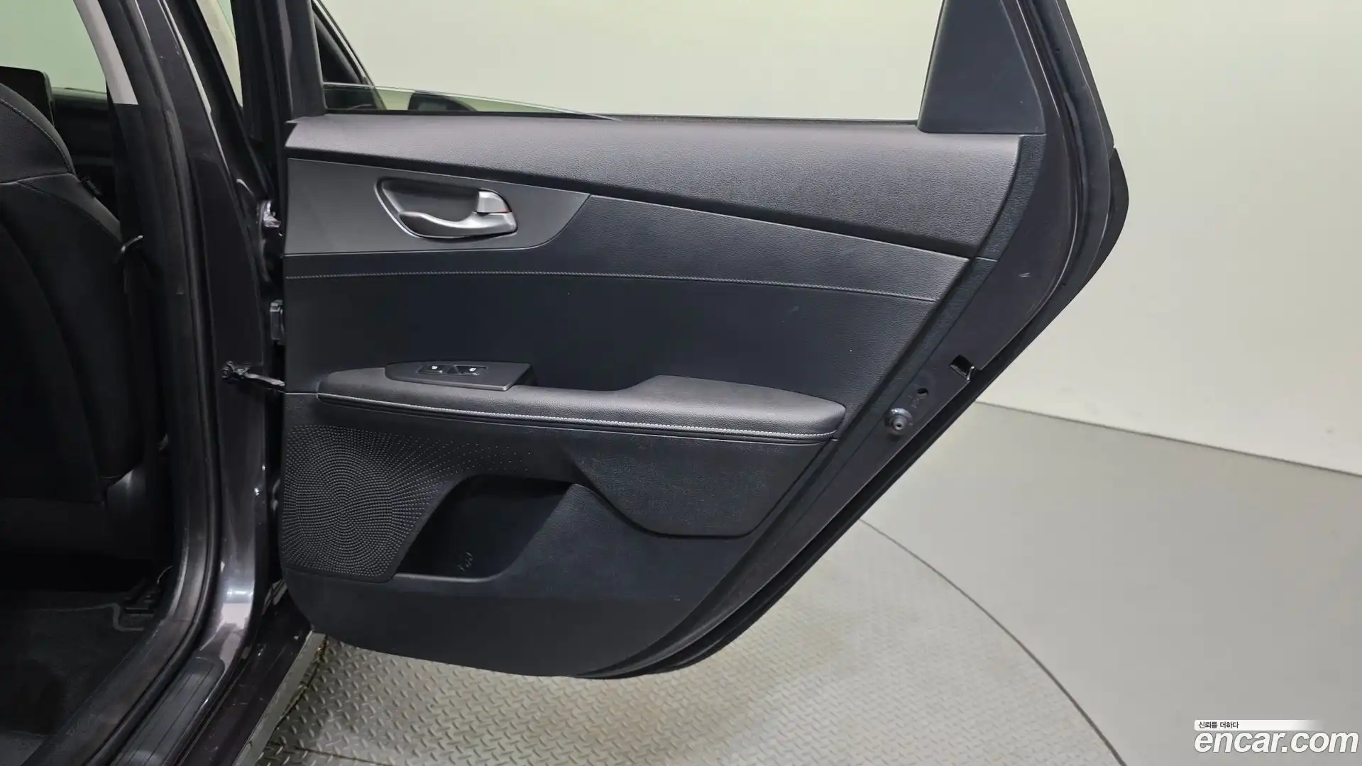 K3 Kia 2018.9-INNER-035