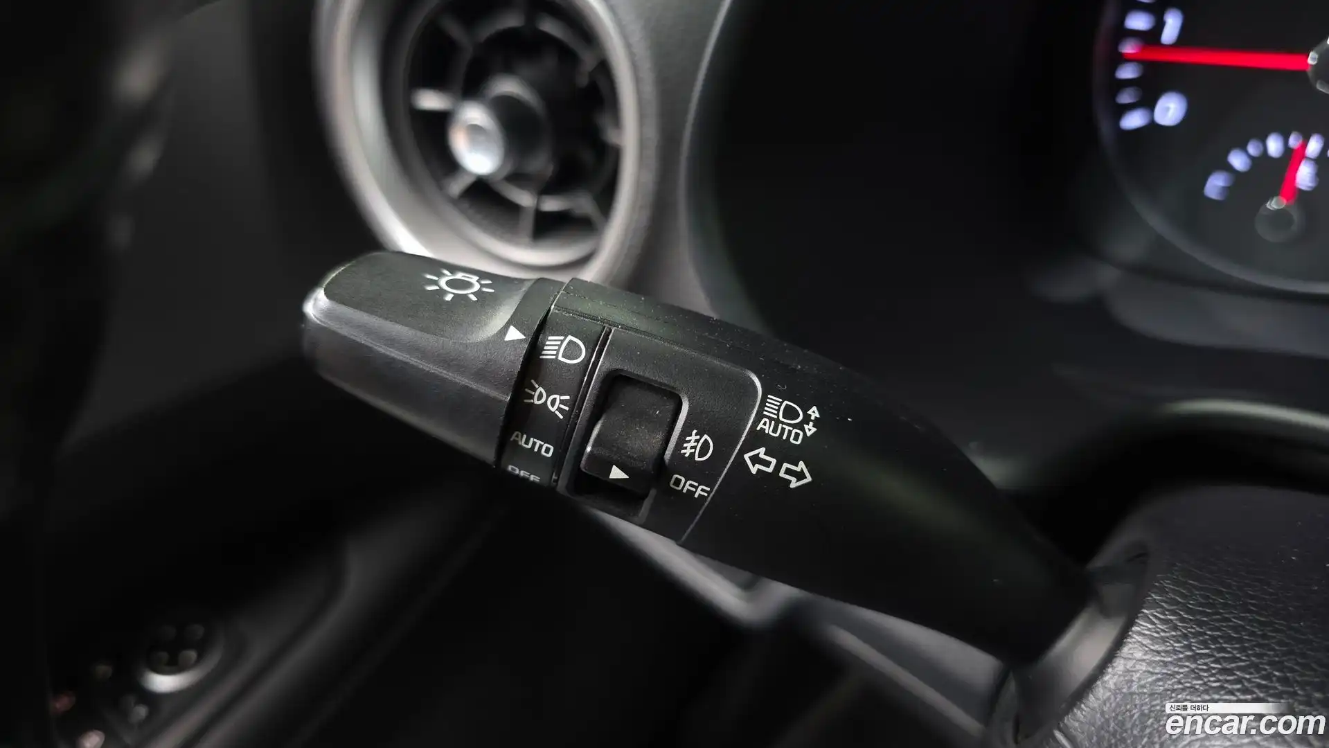 K3 Kia 2018.9-OPTION-044