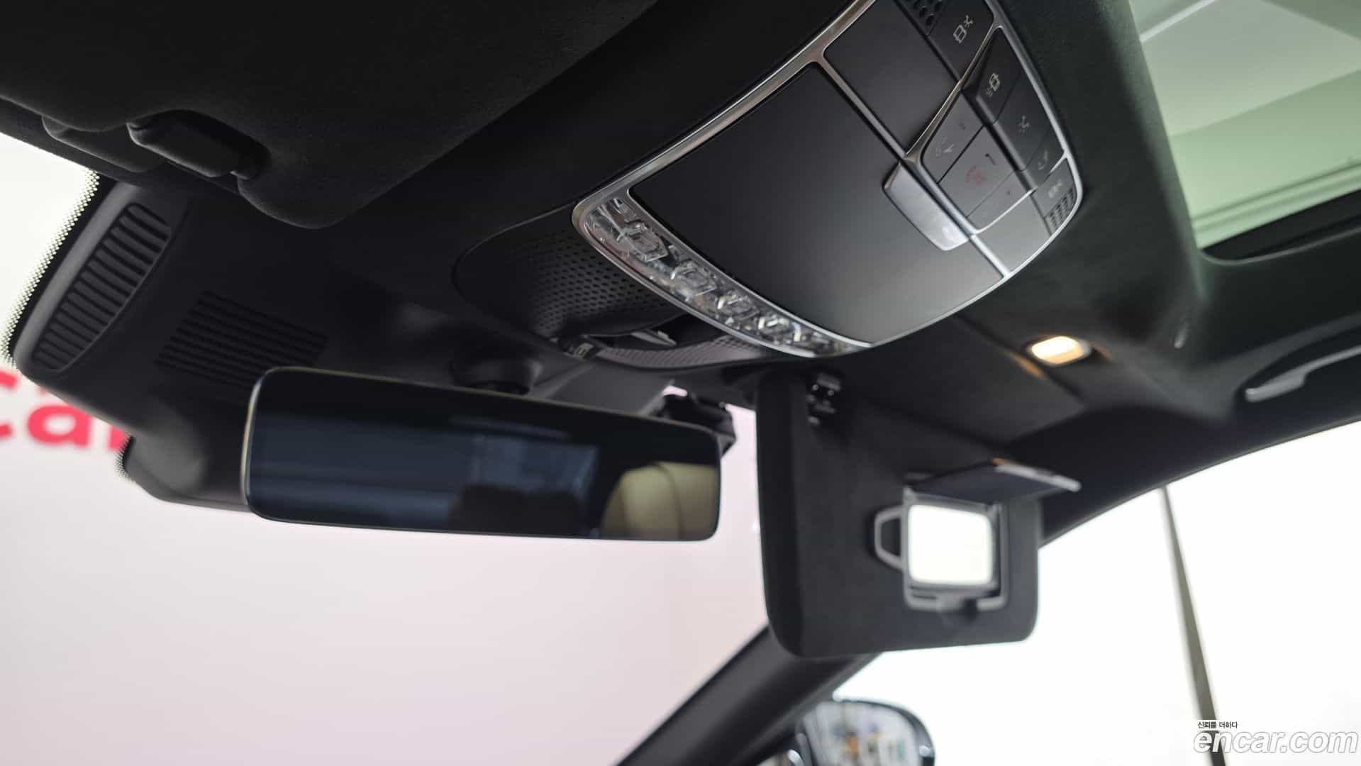 S-Class Mercedes-Benz 2018.1-OPTION-042
