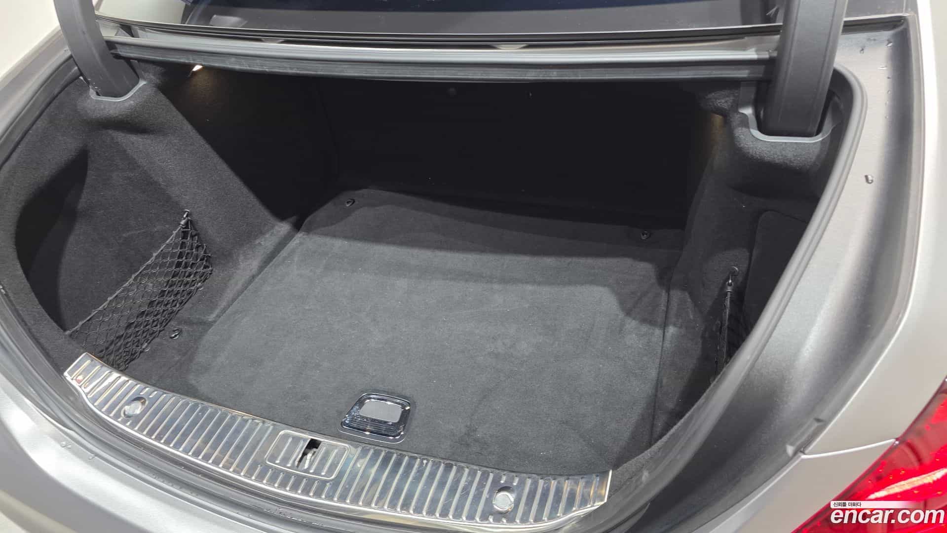 S-Class Mercedes-Benz 2018.1-OPTION-043