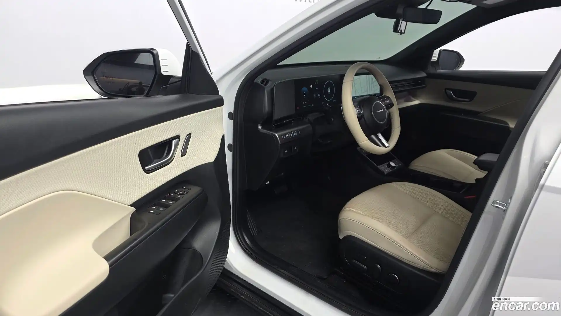 Kona Hyundai 2023.5-INNER-010