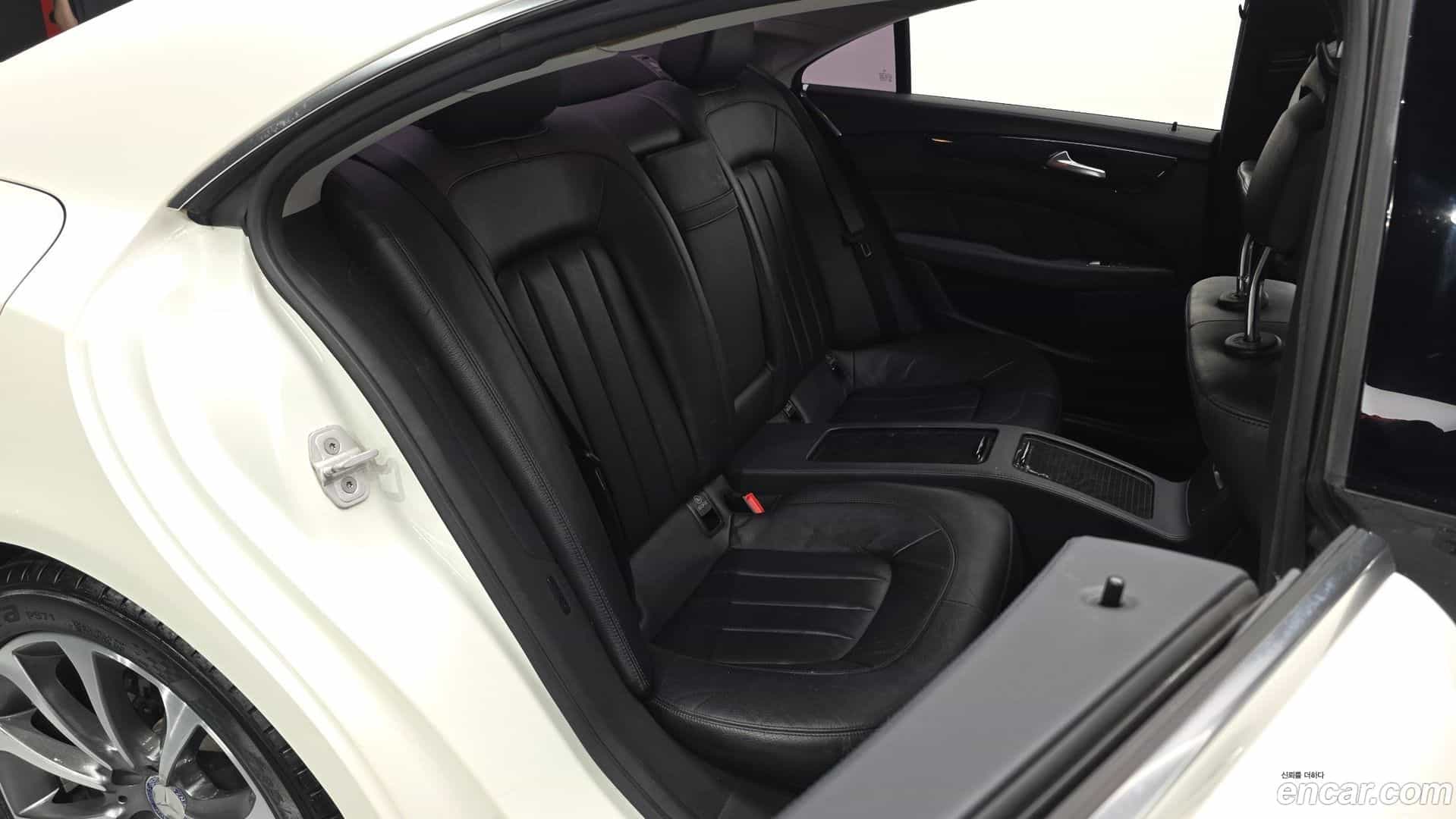 CLS-Class Mercedes-Benz 2016.11-OPTION-015