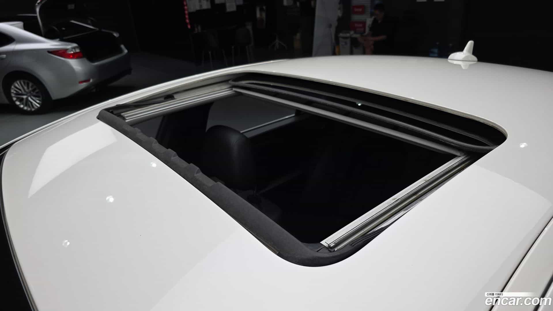 CLS-Class Mercedes-Benz 2016.11-OPTION-022
