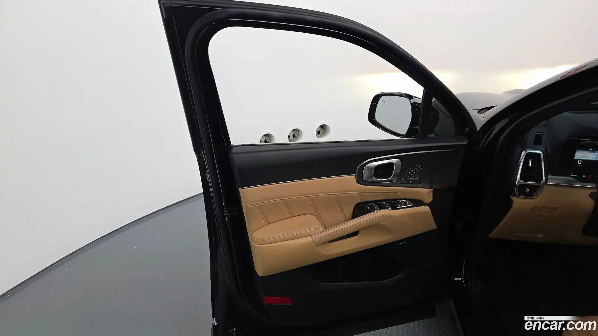 Sorento Kia 2022.8-INNER-034