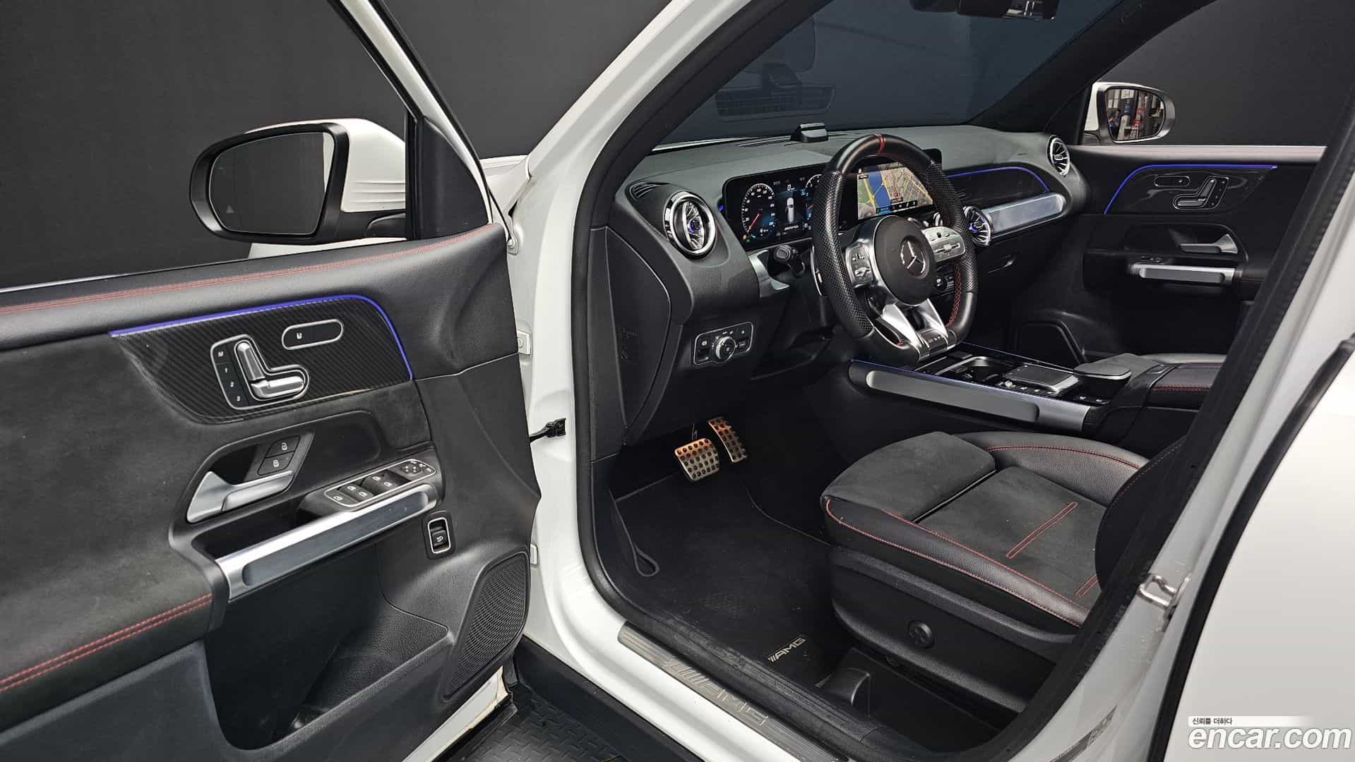 GLB-Class Mercedes-Benz 2022.11-OPTION-015
