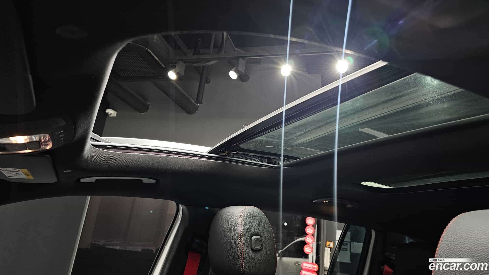 GLB-Class Mercedes-Benz 2022.11-OPTION-023