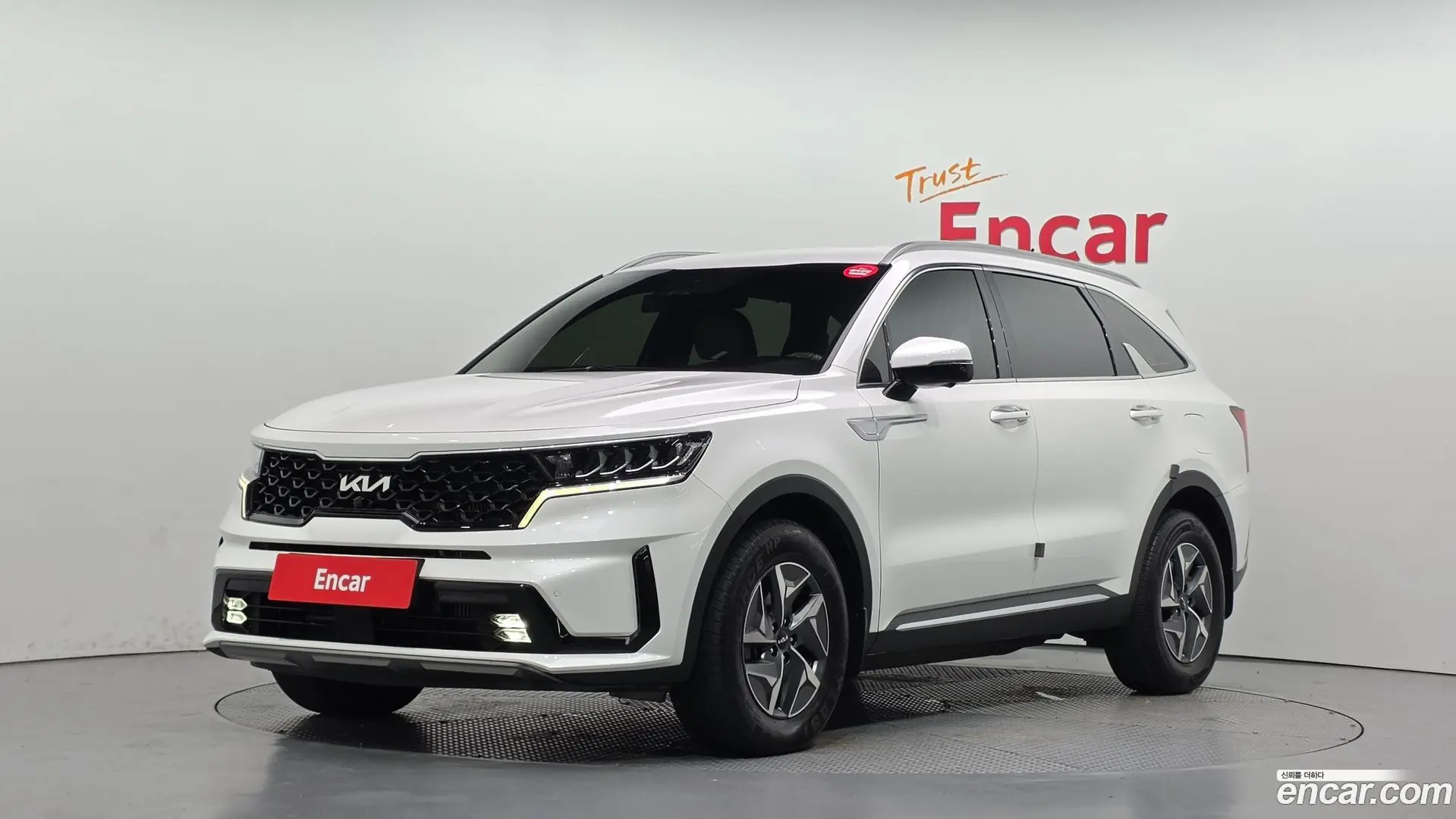 Main__Slider__Photo:Sorento Kia 2022.2-0
