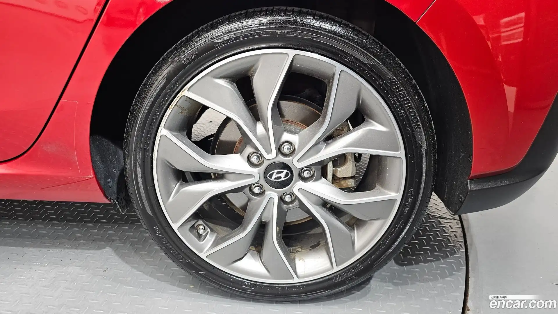 i30 Hyundai 2019.4-OUTER-031