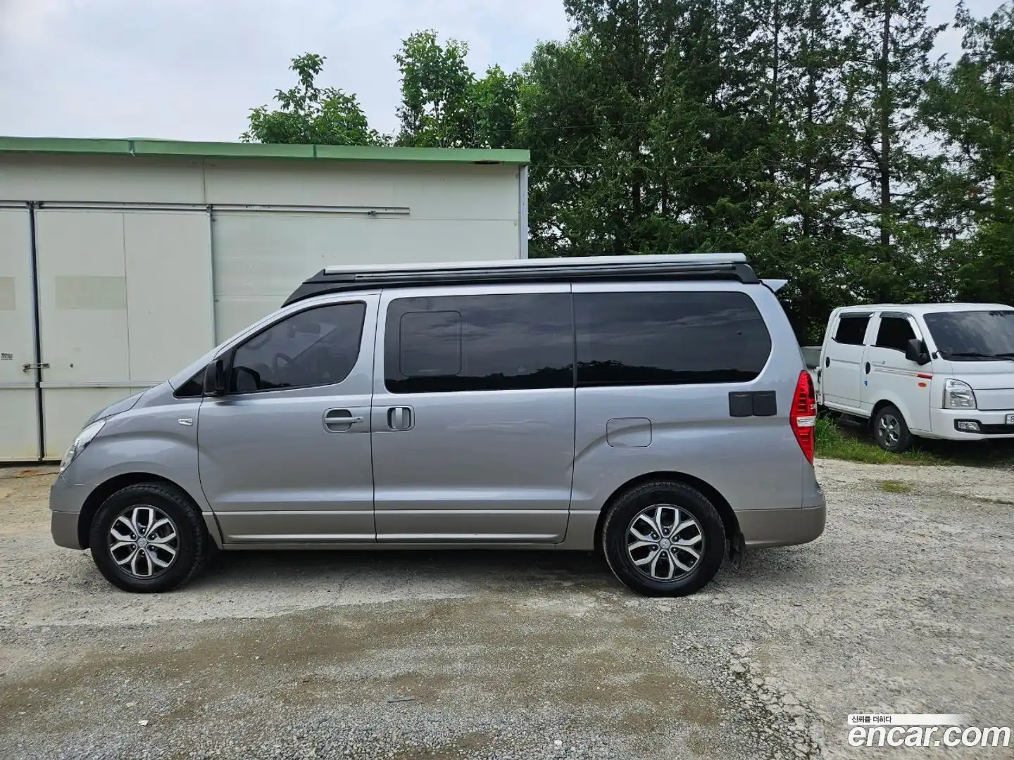 Starex Hyundai 2017.0-OUTER-005