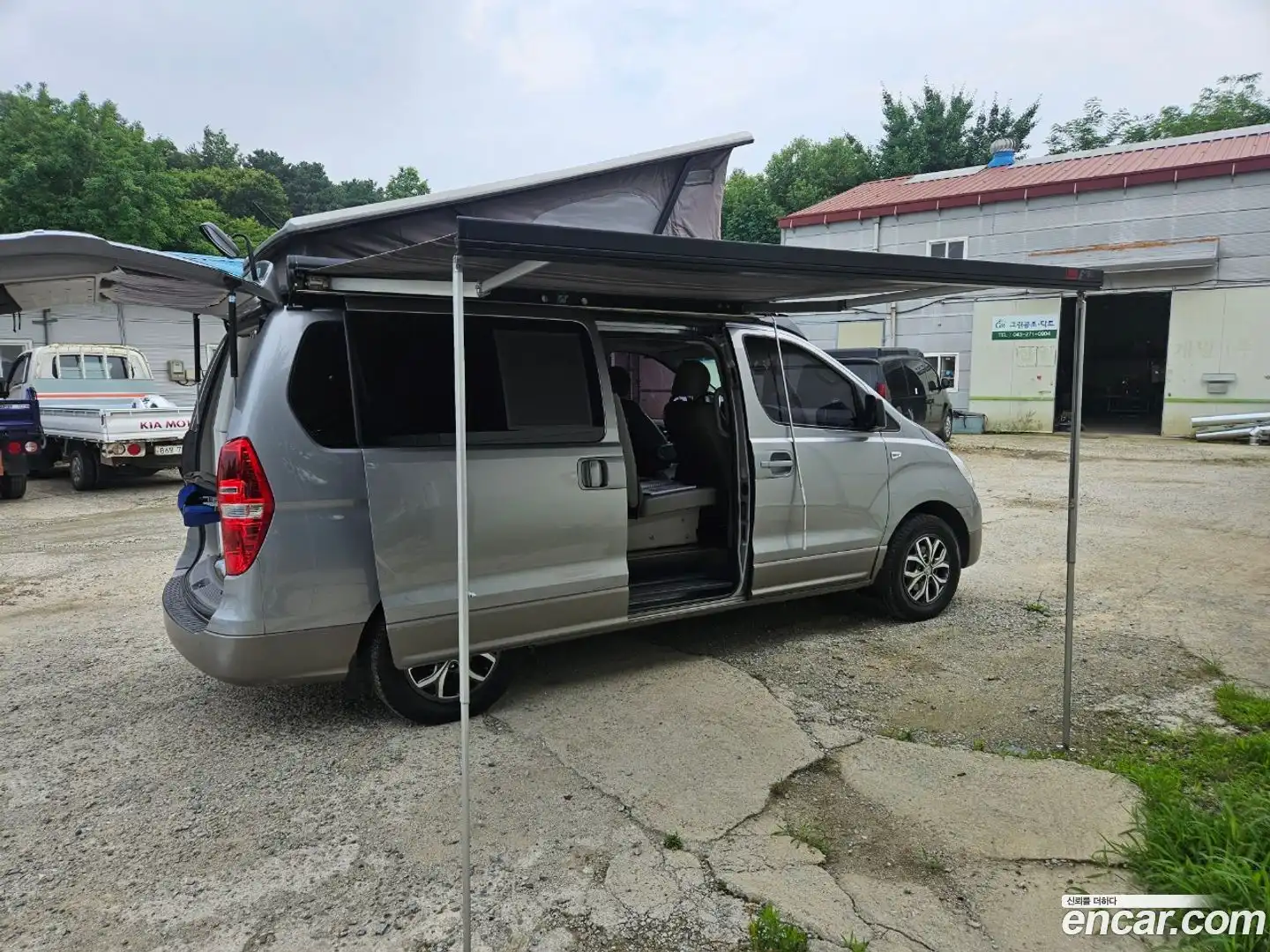 Starex Hyundai 2017.0-INNER-008