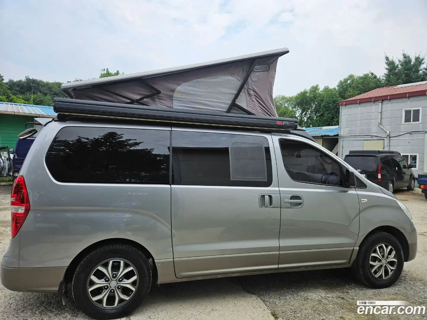 Starex Hyundai 2017.0-INNER-009