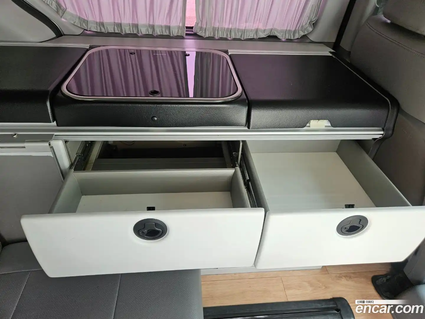 Starex Hyundai 2017.0-OPTION-016