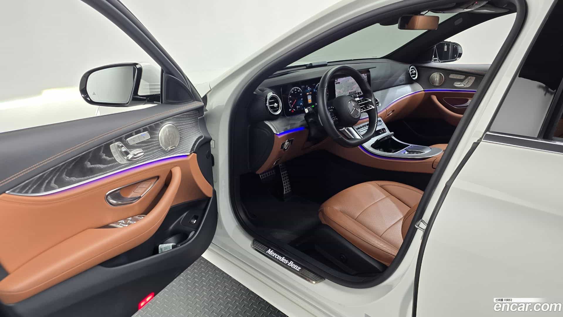 E-Class Mercedes-Benz 2021.3-INNER-010