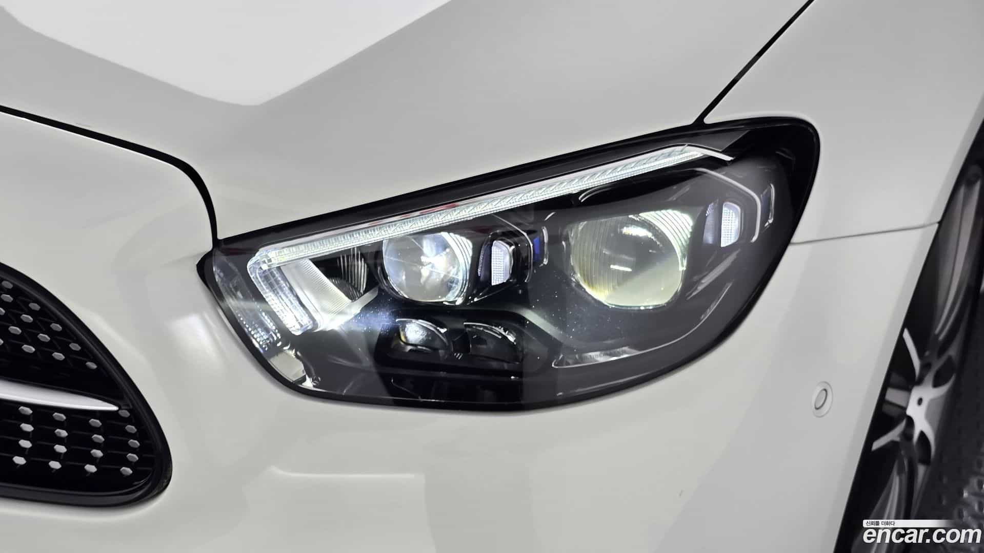 E-Class Mercedes-Benz 2021.3-OUTER-032