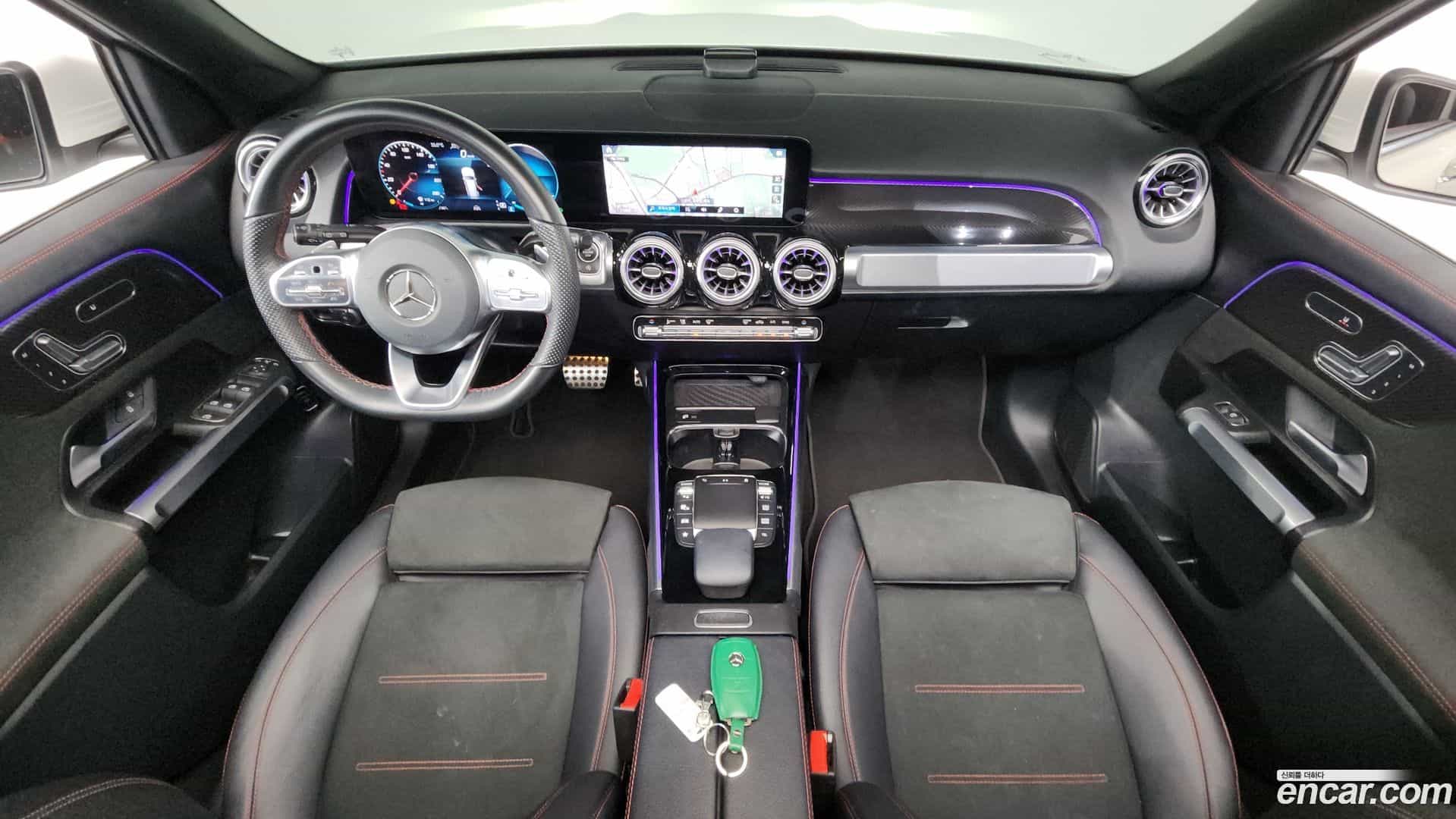 GLB-Class Mercedes-Benz 2023.11-INNER-007
