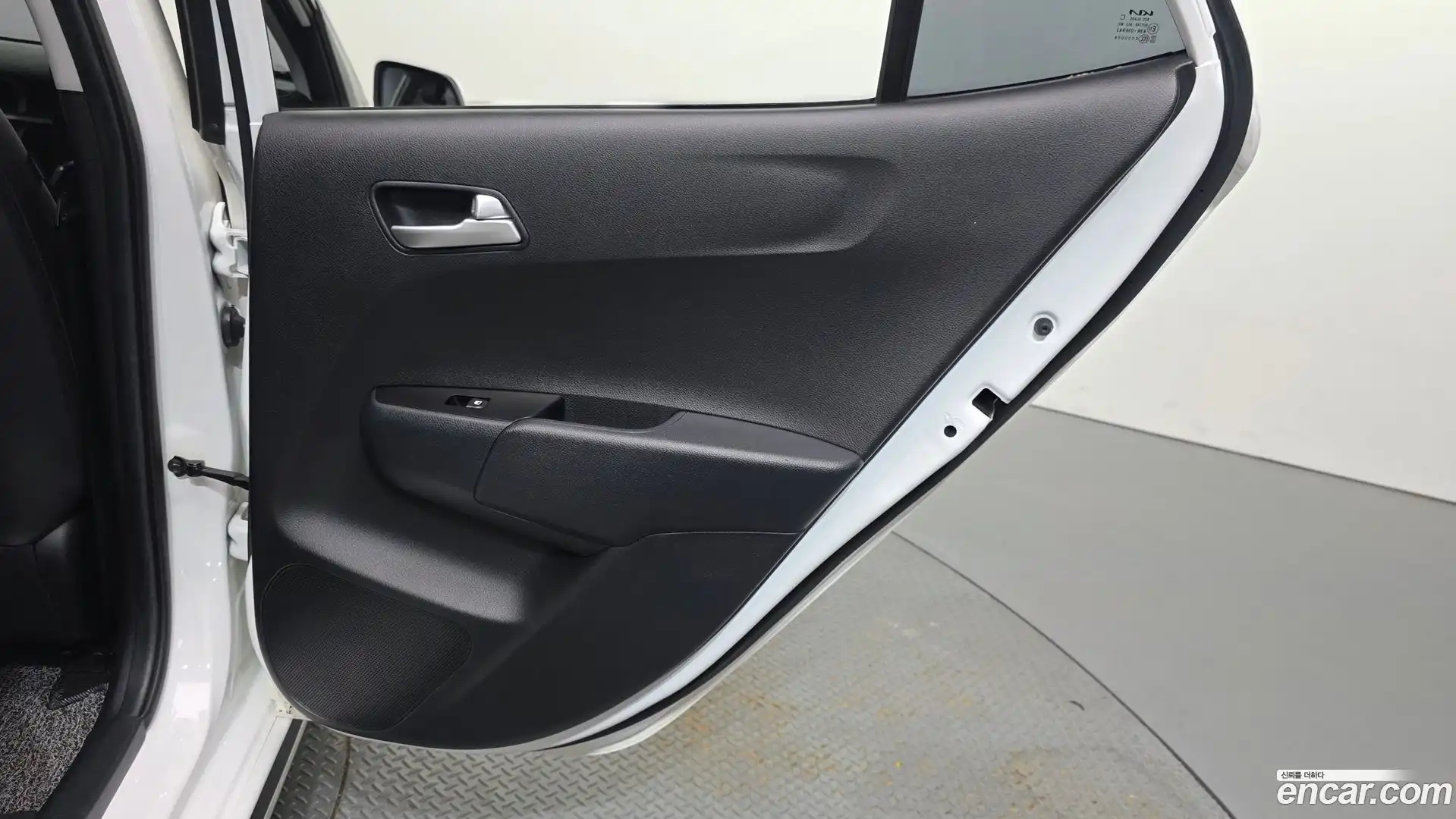 morning Kia 2023.1-INNER-035