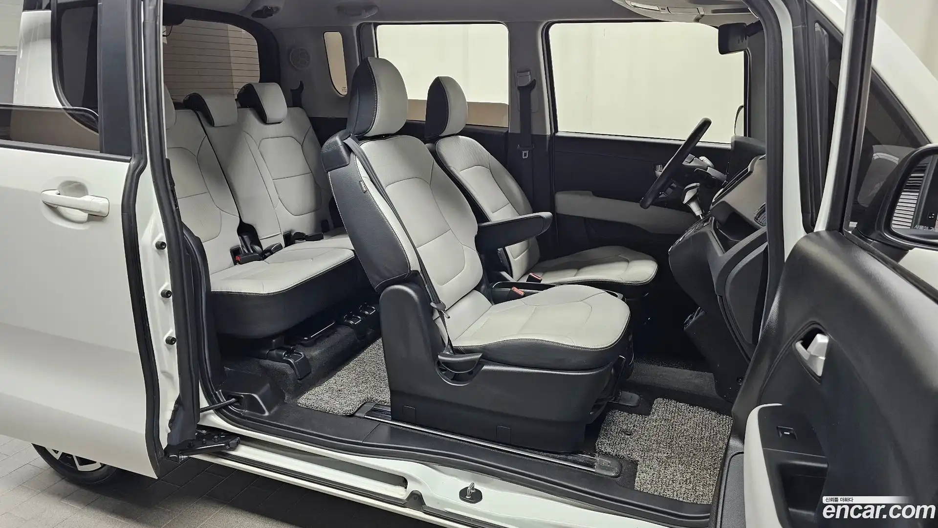 RAY Kia 2023.0-INNER-036