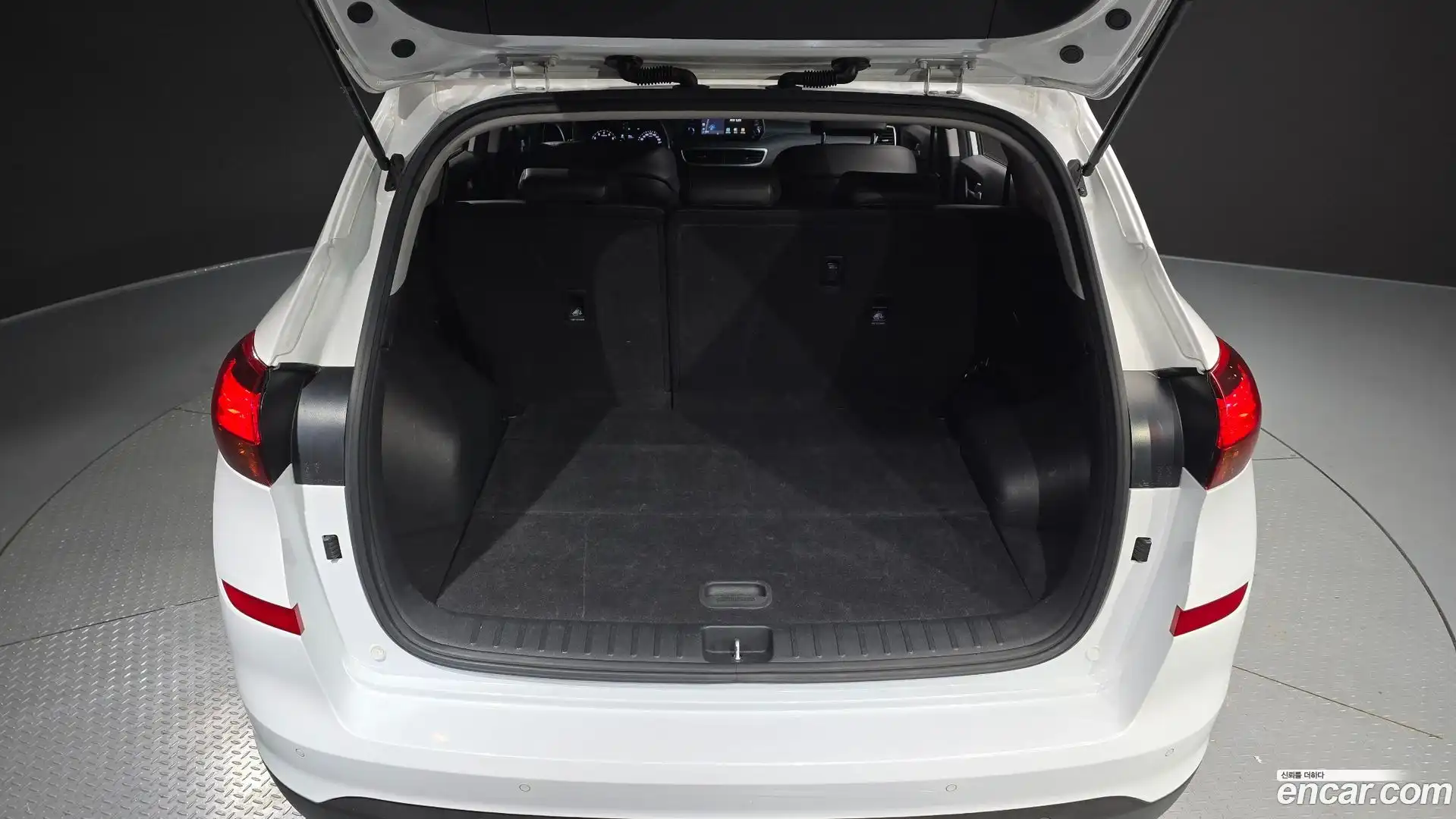 Tucson Hyundai 2019.6-OPTION-024