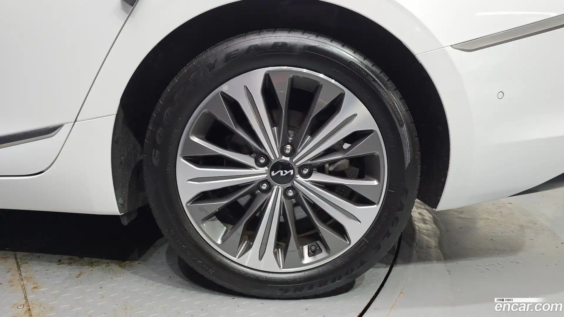 K8 Kia 2023.4-OUTER-031