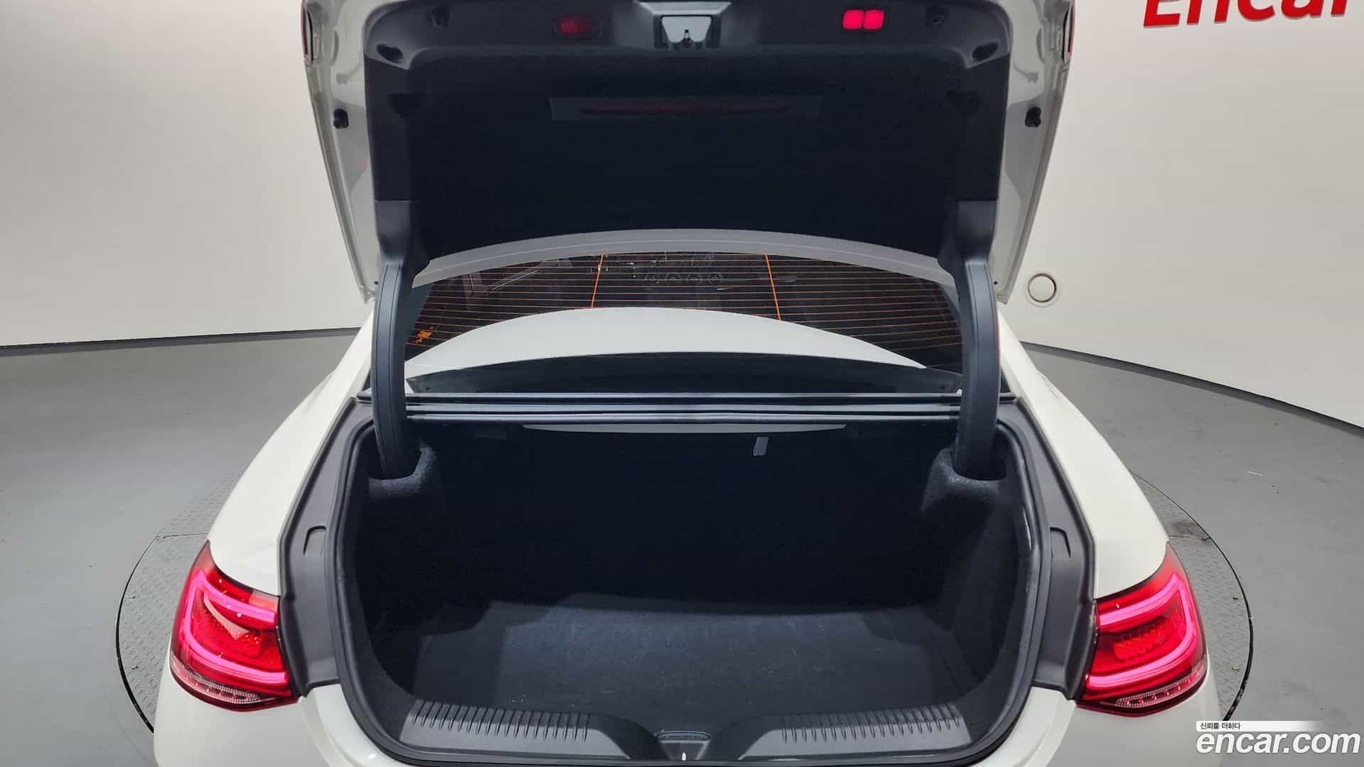 CLS-Class Mercedes-Benz 2022.4-OPTION-022