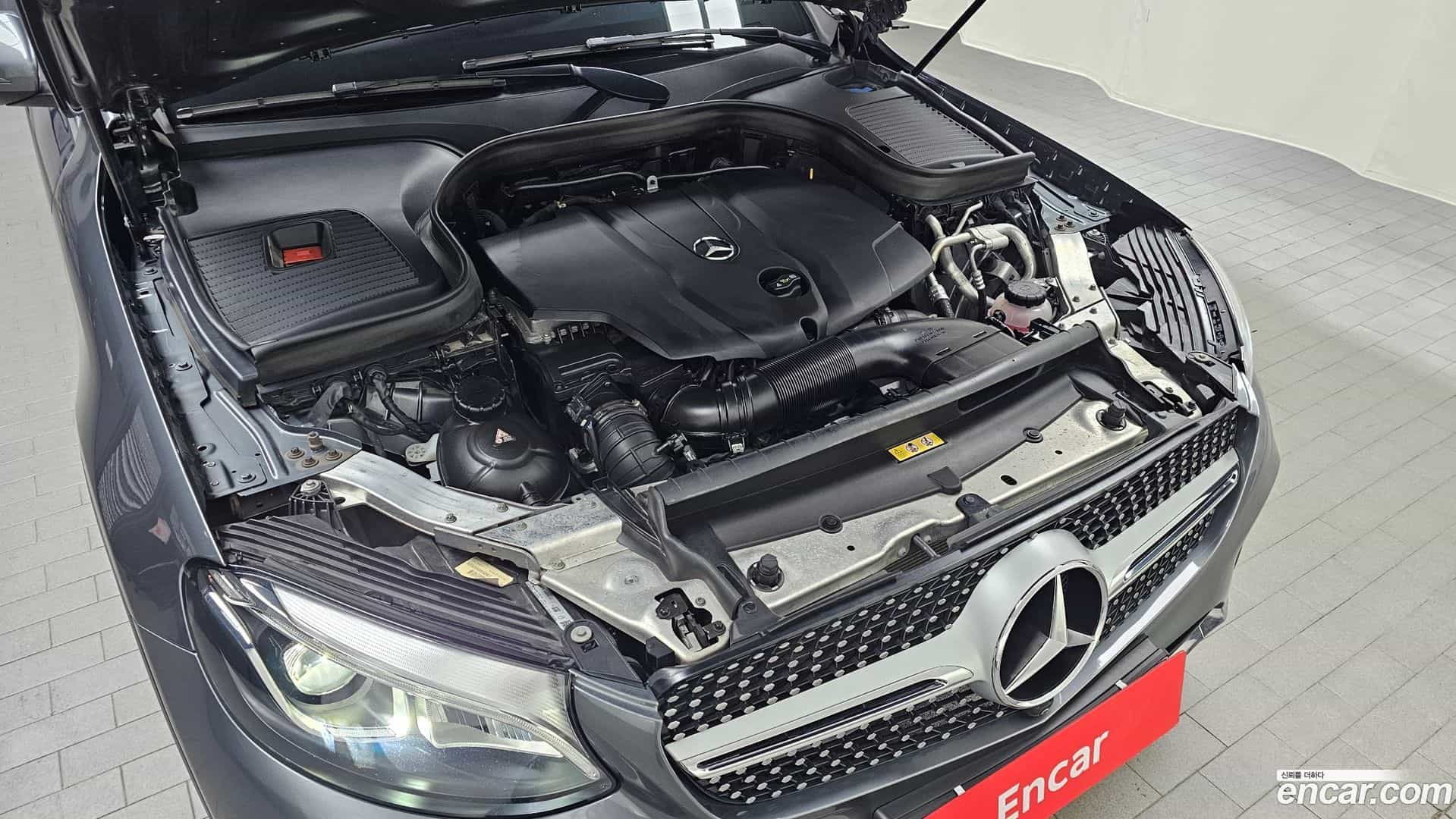 GLC-Class Mercedes-Benz 2018.3-OUTER-006