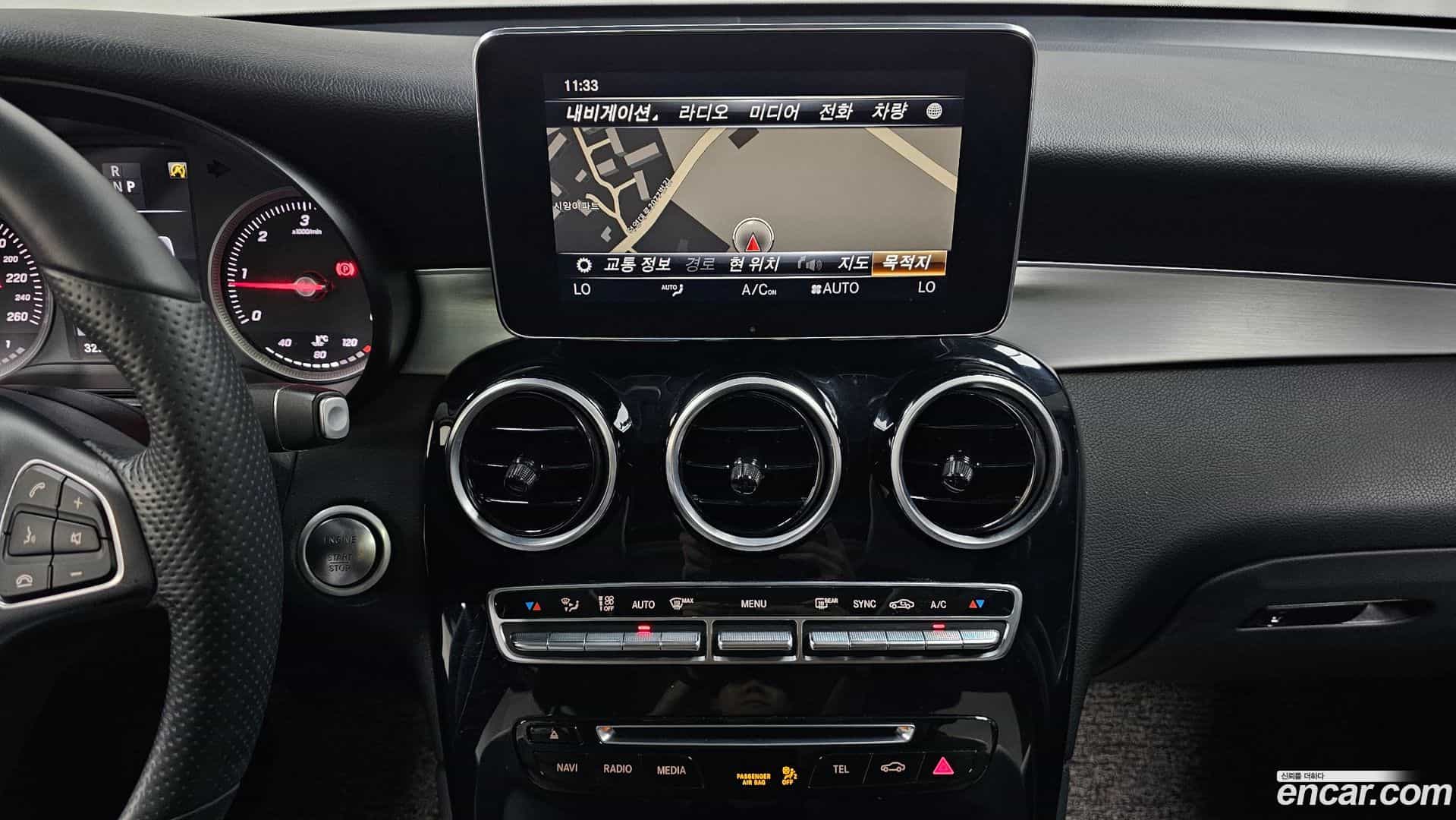 GLC-Class Mercedes-Benz 2018.3-OPTION-016