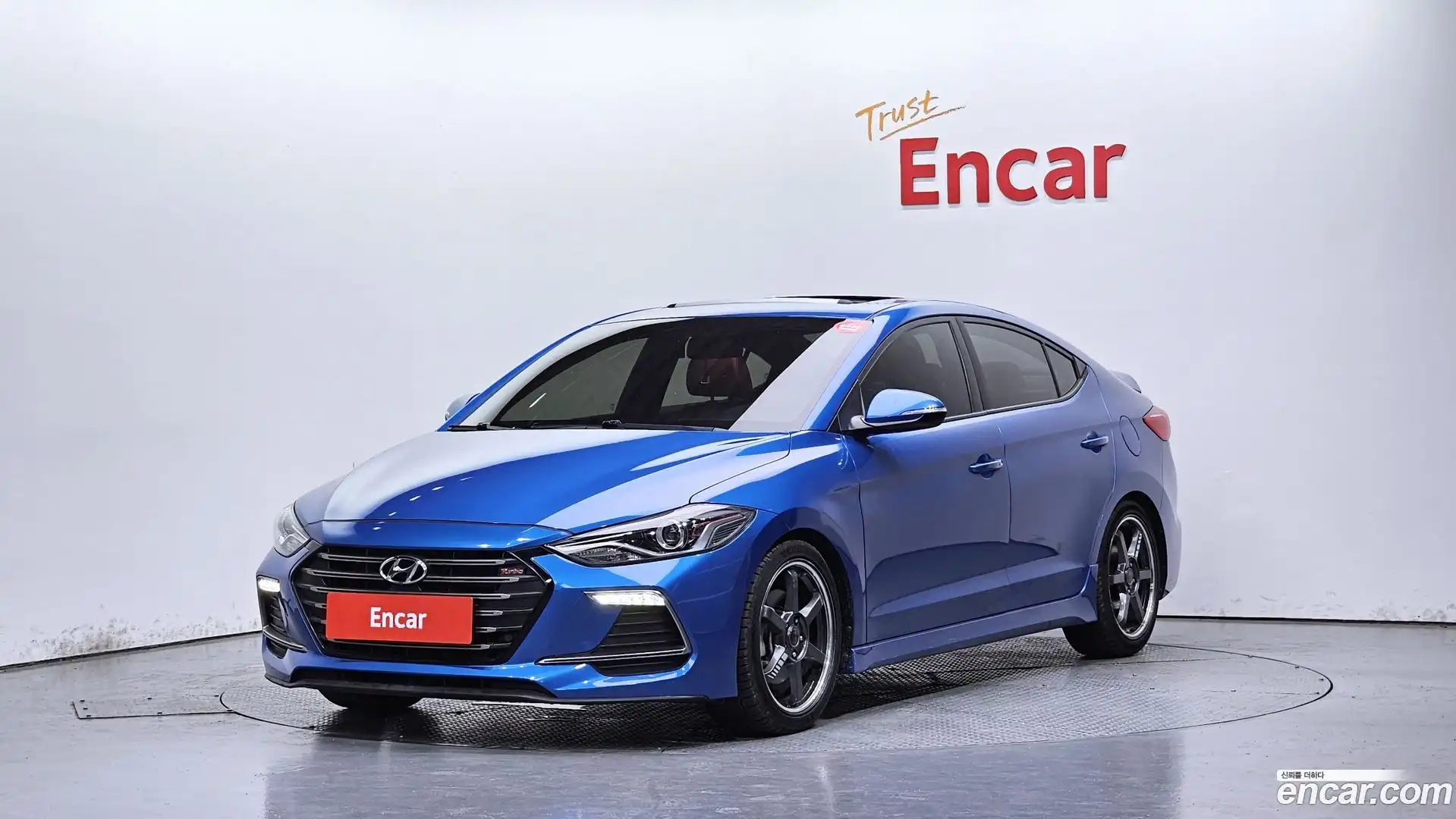 AVANTE Hyundai 2016.6-OUTER-001