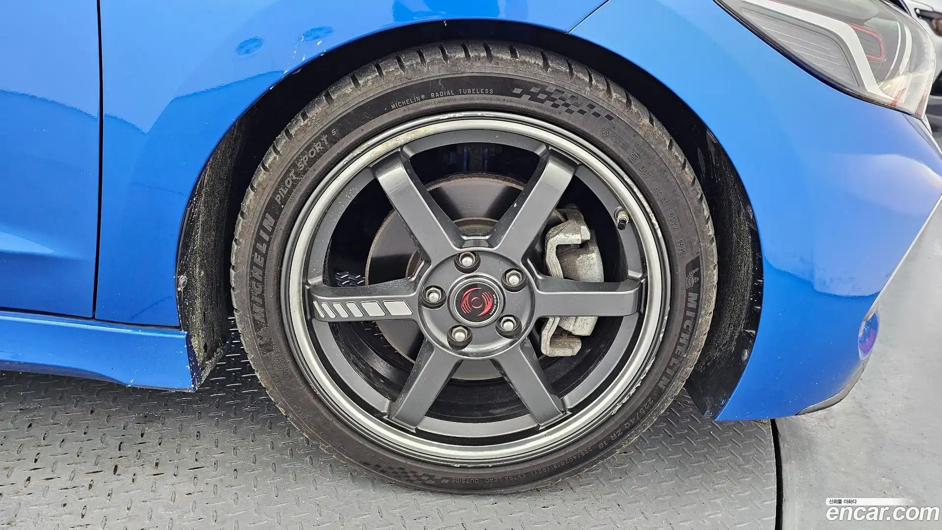 AVANTE Hyundai 2016.6-OUTER-005