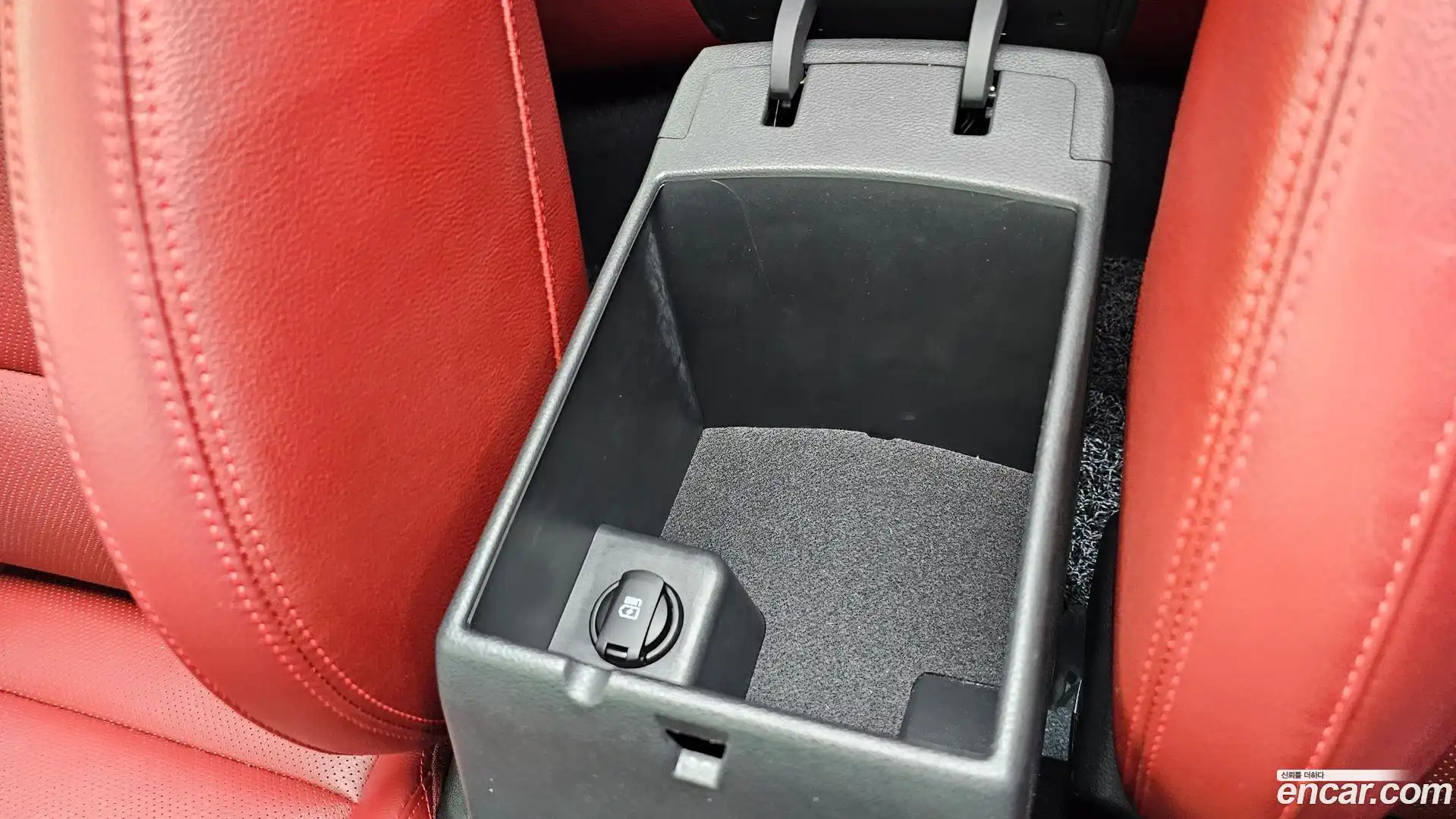 AVANTE Hyundai 2016.6-OPTION-043