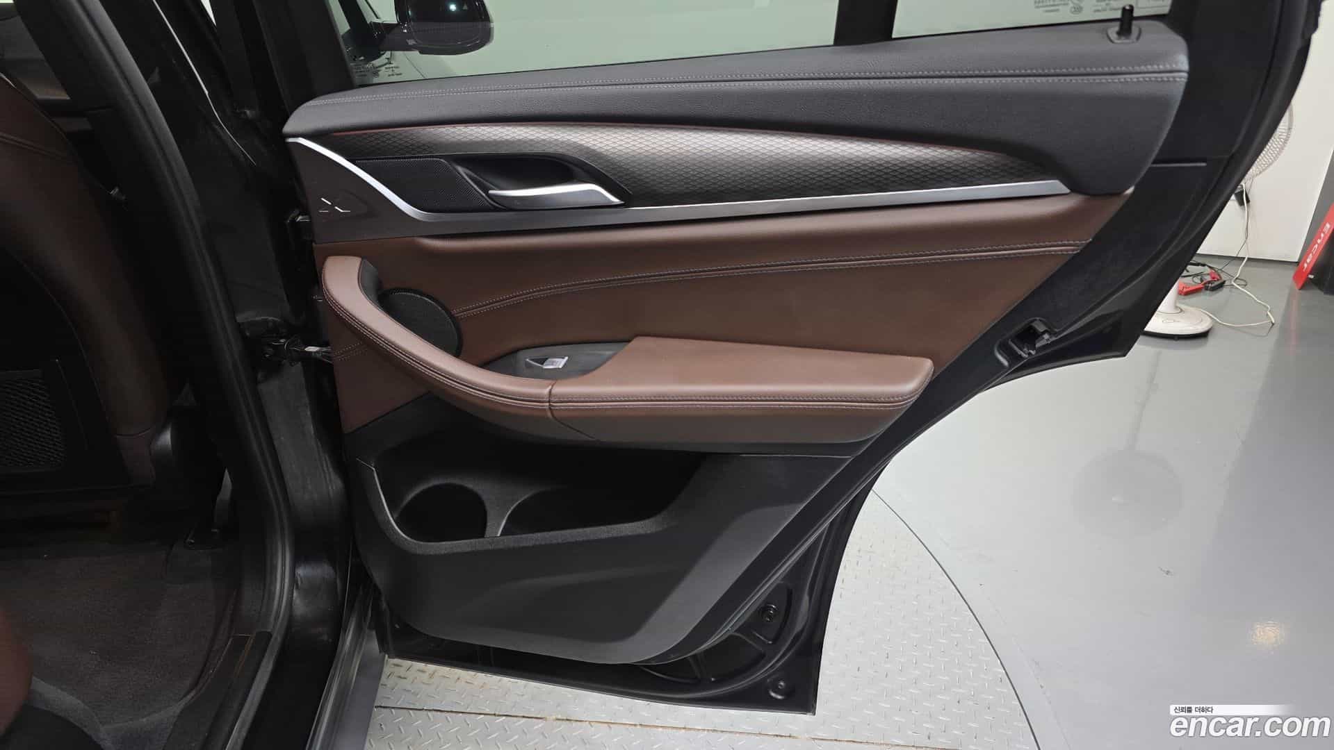 X4 BMW 2020.1-INNER-035