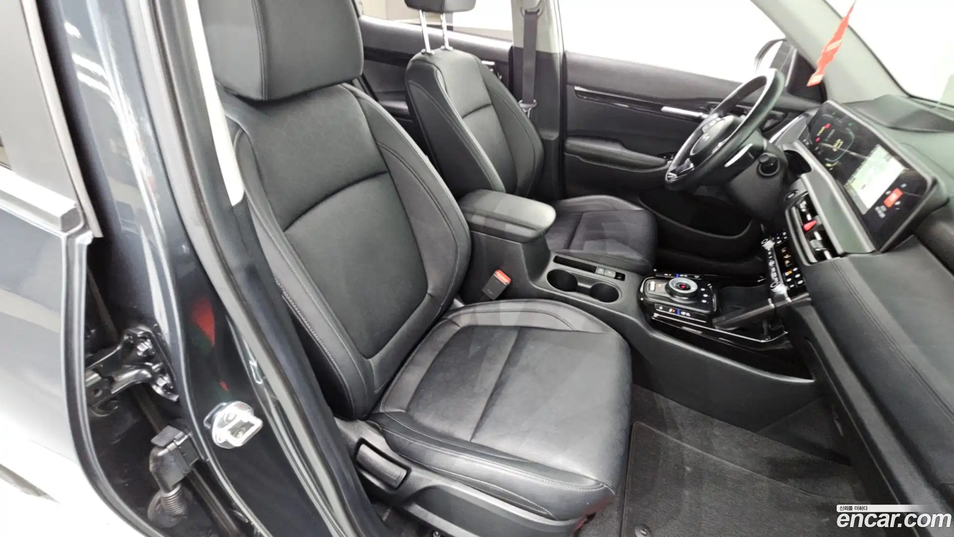 Seltos Kia 2023.9-OPTION-024