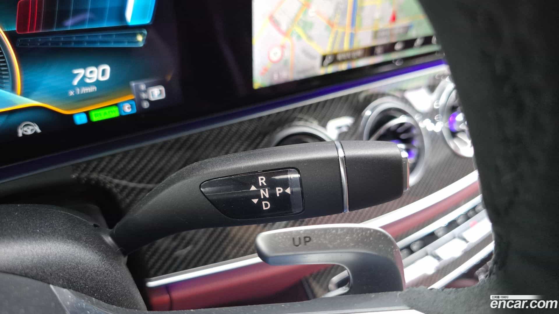 CLS-Class Mercedes-Benz 2022.6-INNER-009