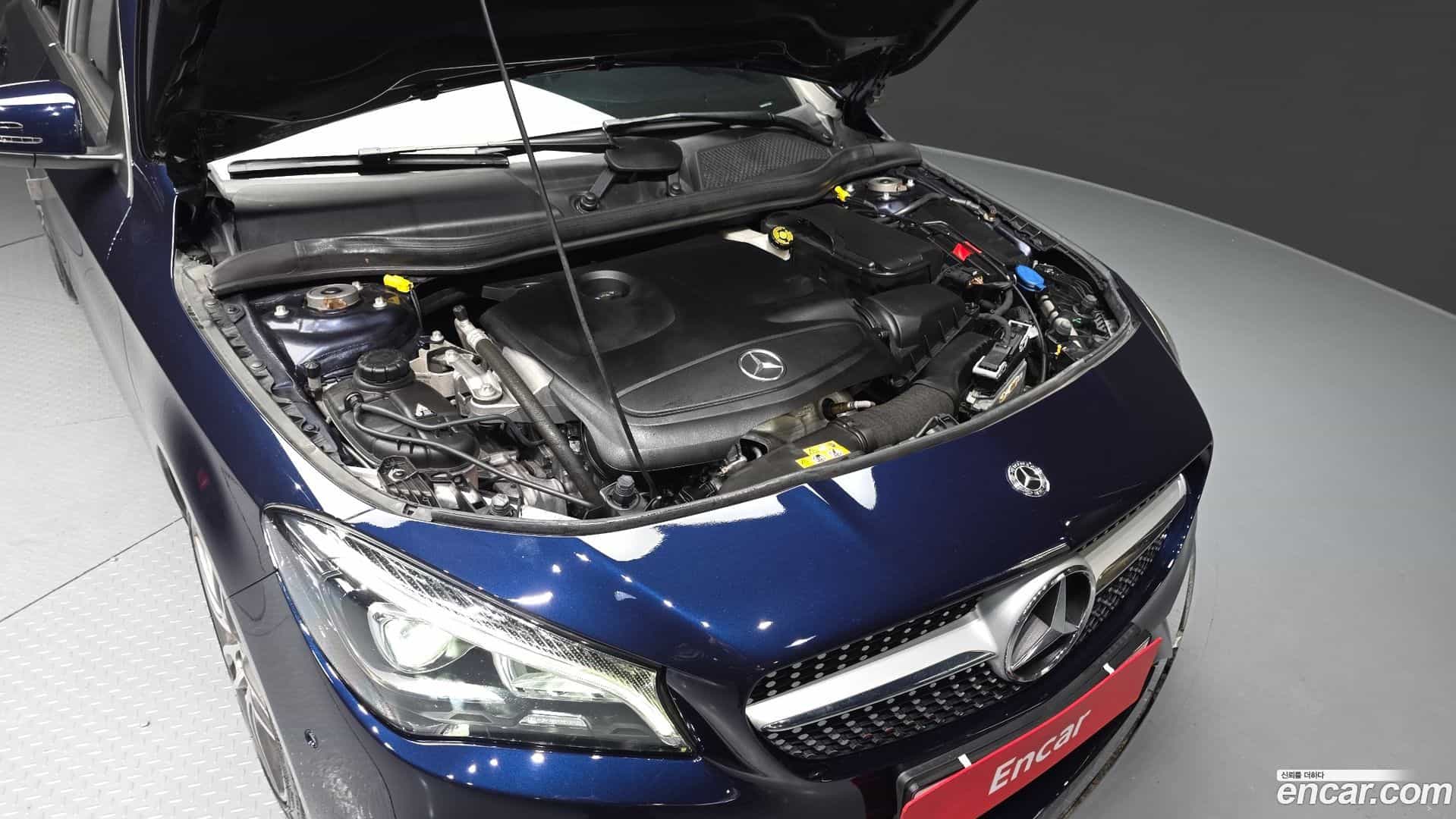 CLA-Class Mercedes-Benz 2018.10-OUTER-006