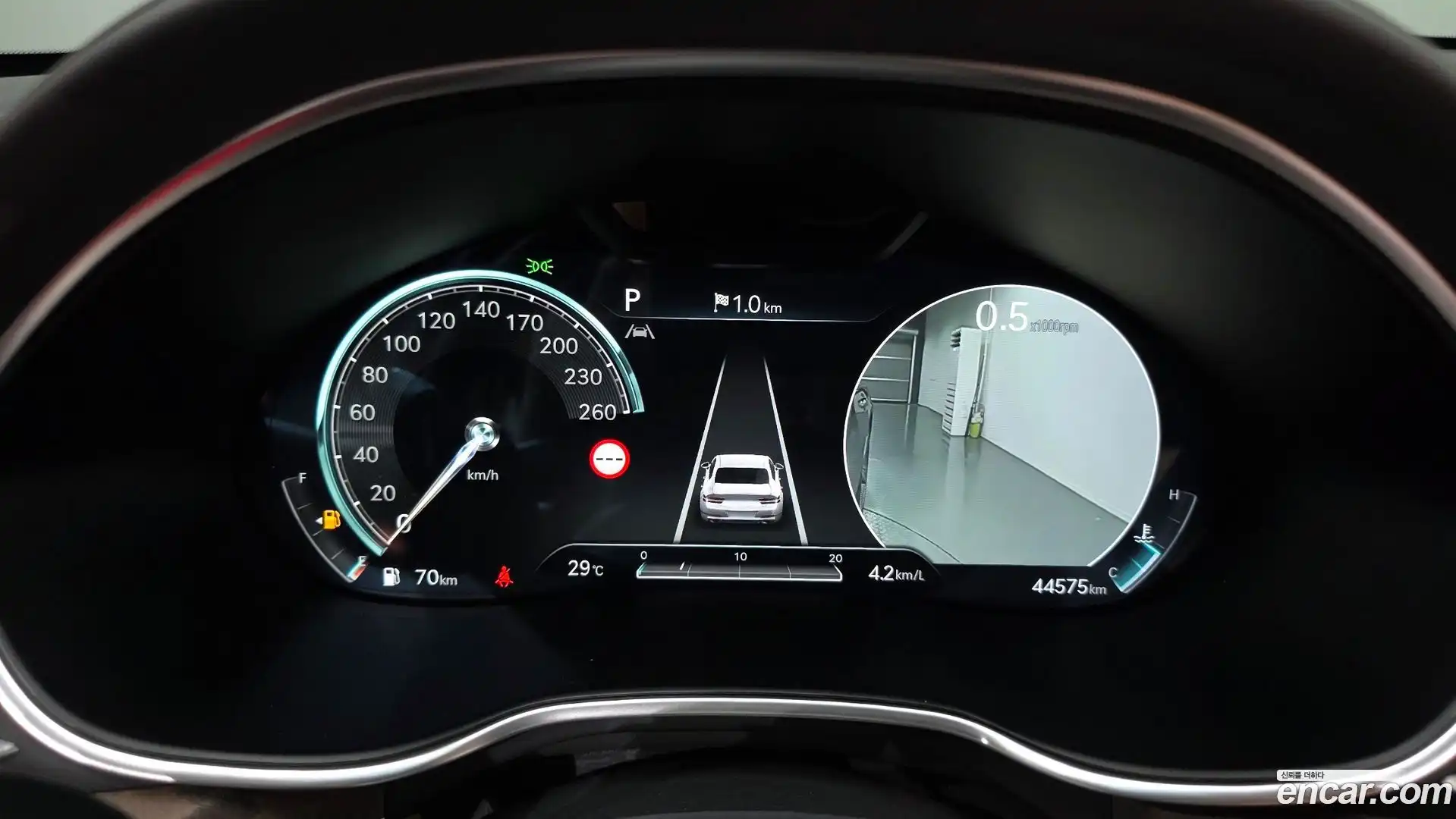 G80 Genesis 2023.0-INNER-008