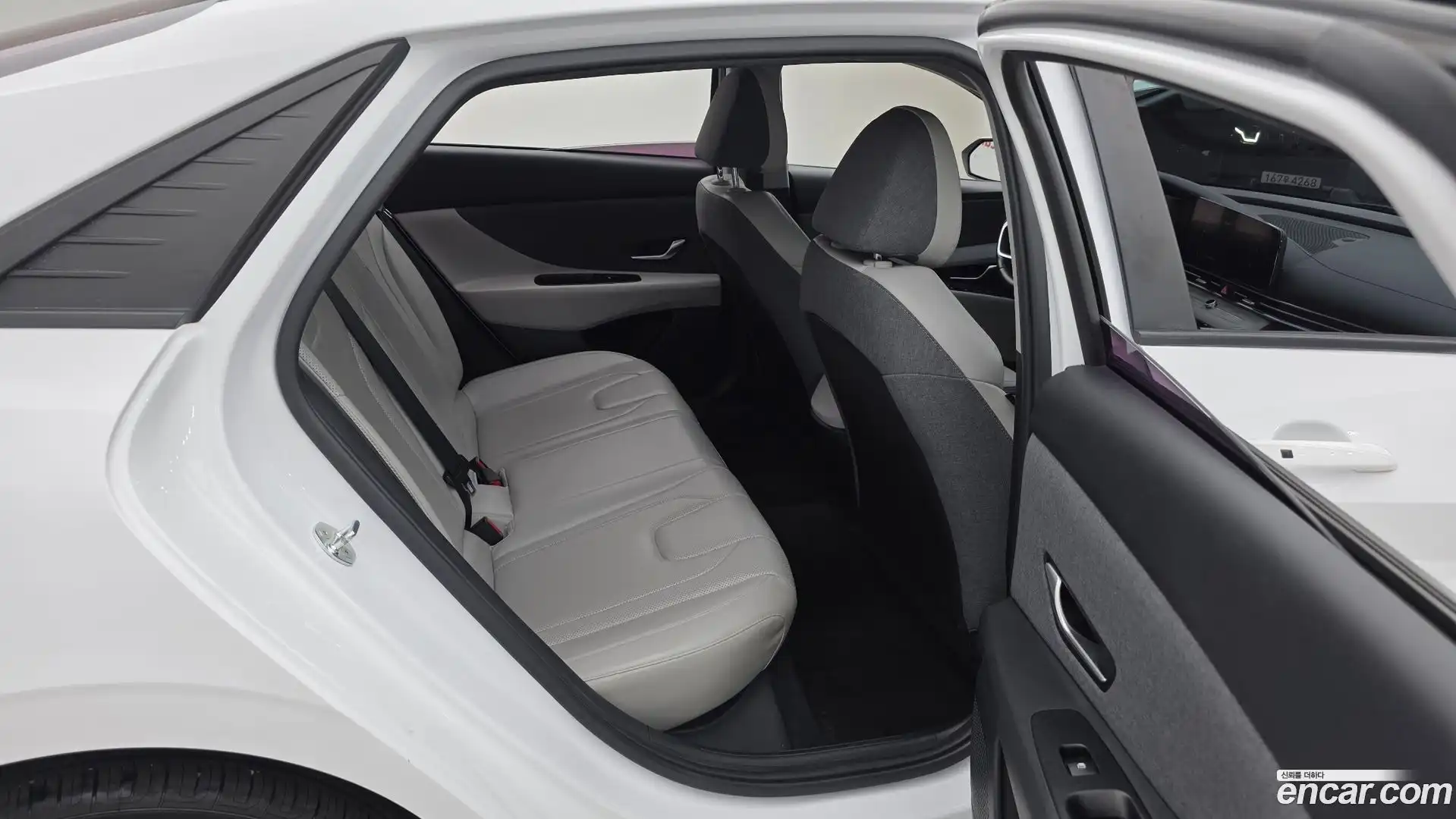 AVANTE Hyundai 2021.1-OPTION-016