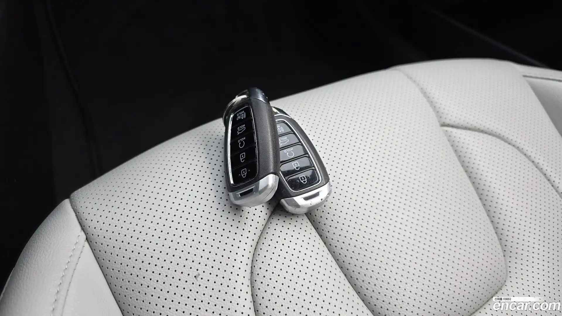 AVANTE Hyundai 2021.1-OPTION-023