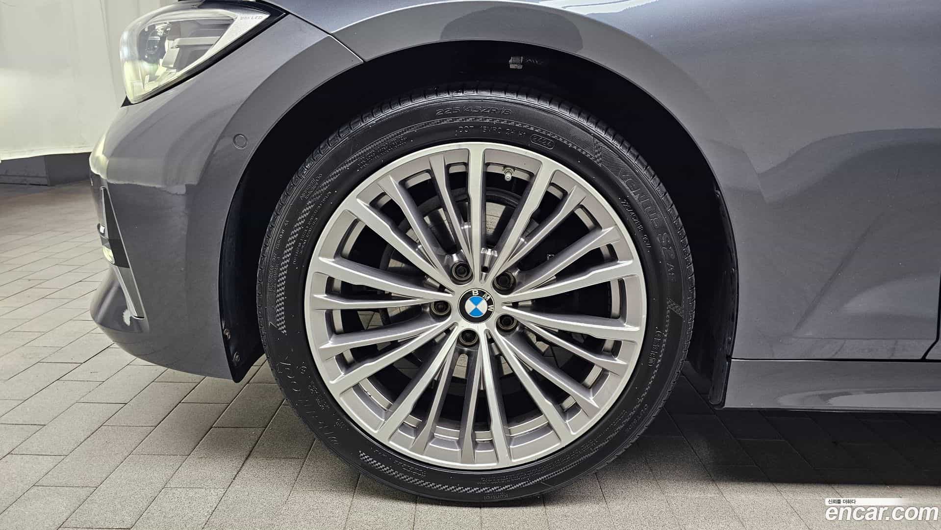 3-Series BMW 2021.9-OUTER-005