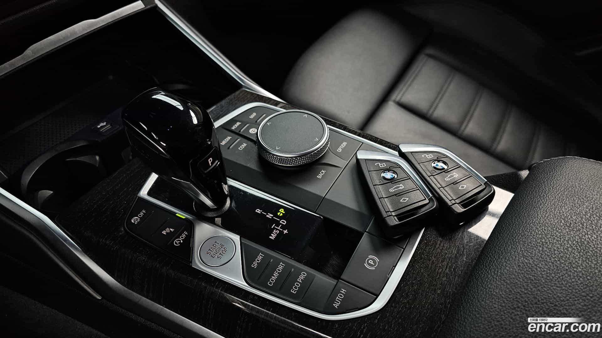 3-Series BMW 2021.9-INNER-009