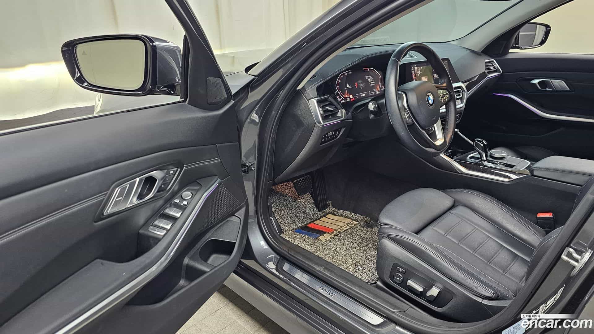 3-Series BMW 2021.9-INNER-010