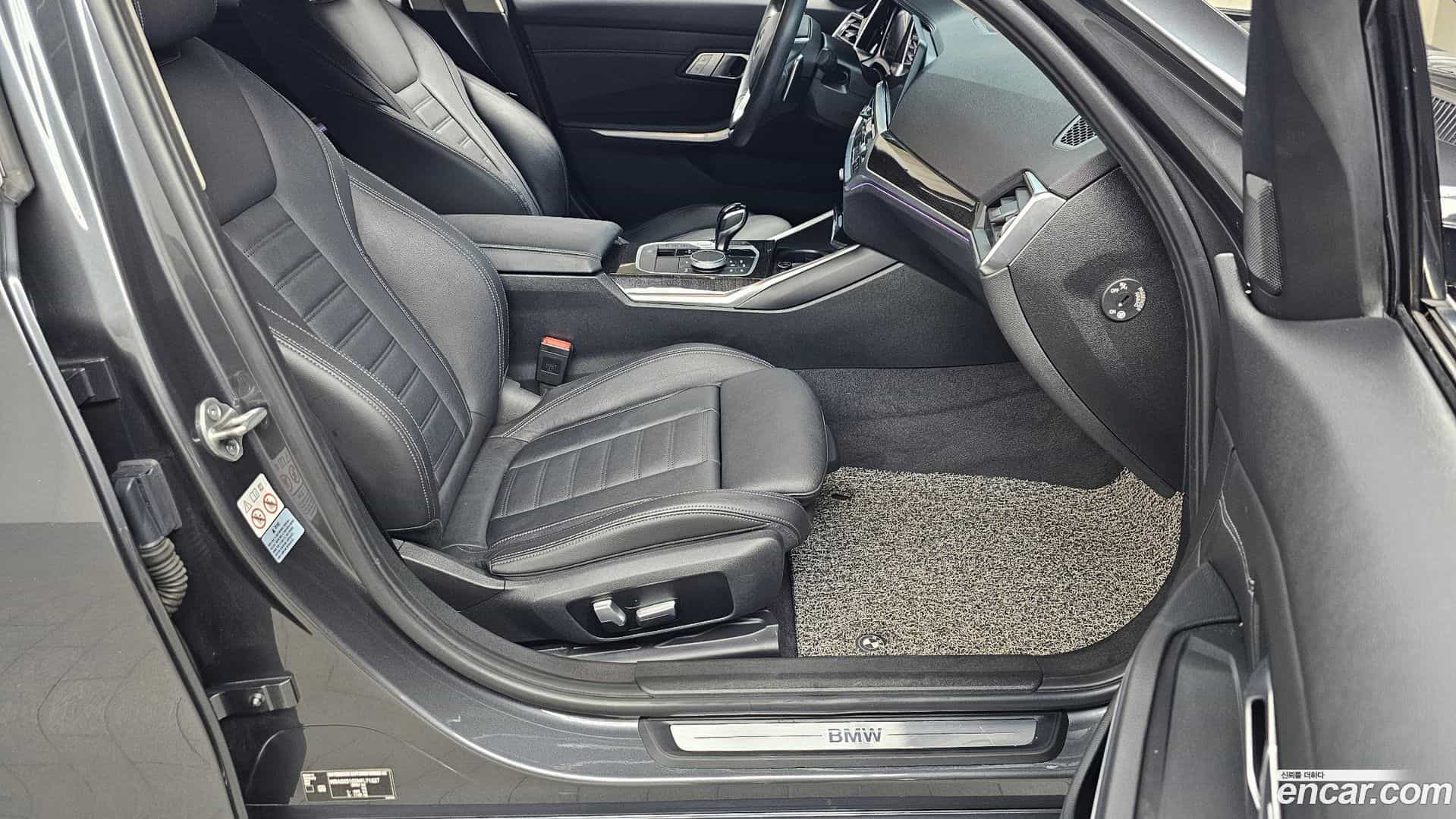 3-Series BMW 2021.9-INNER-036