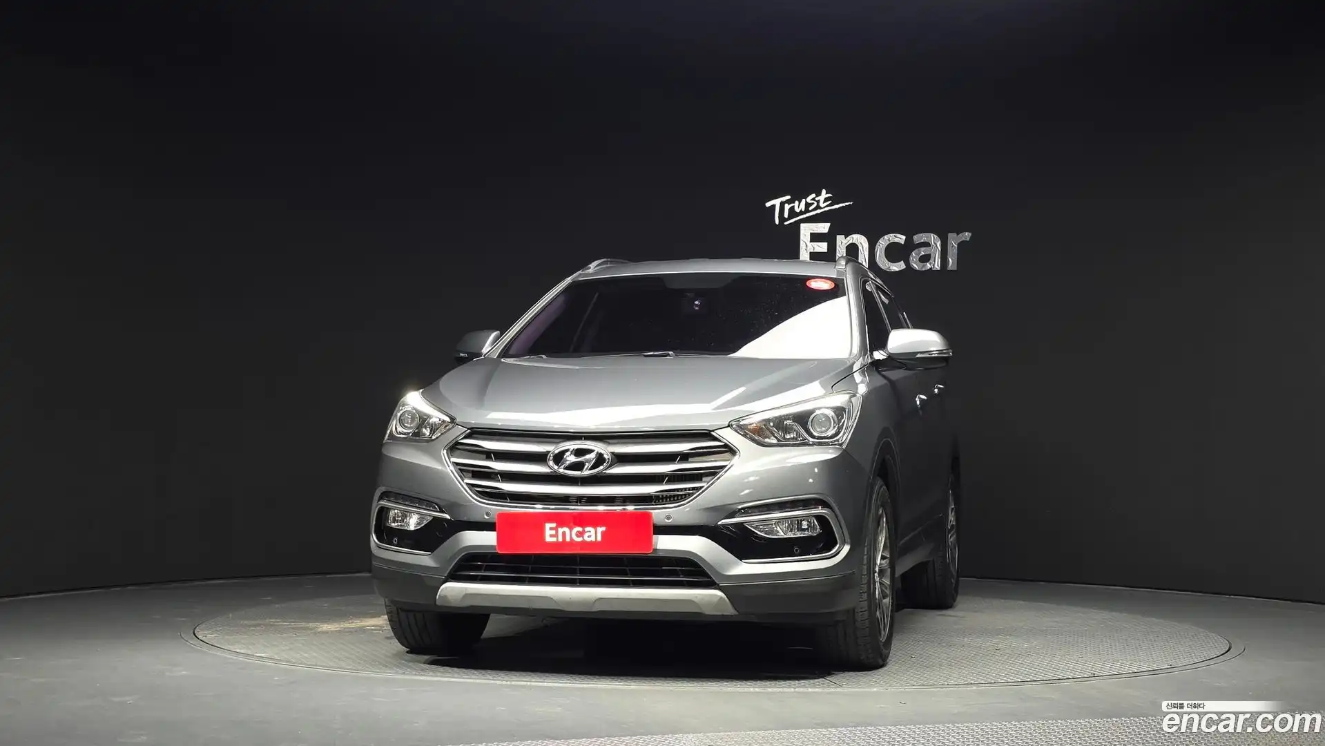 Santafe Hyundai 2017.8-OUTER-003