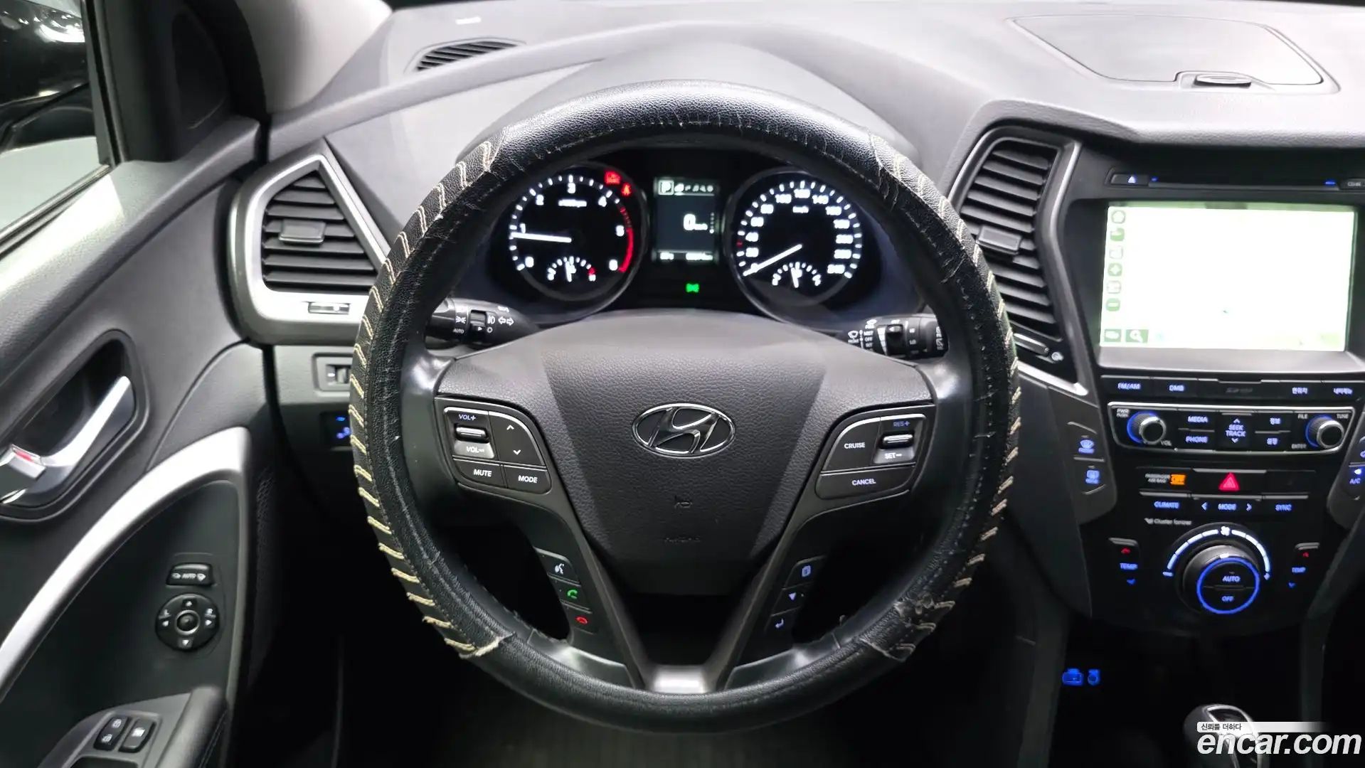 Santafe Hyundai 2017.8-OPTION-017