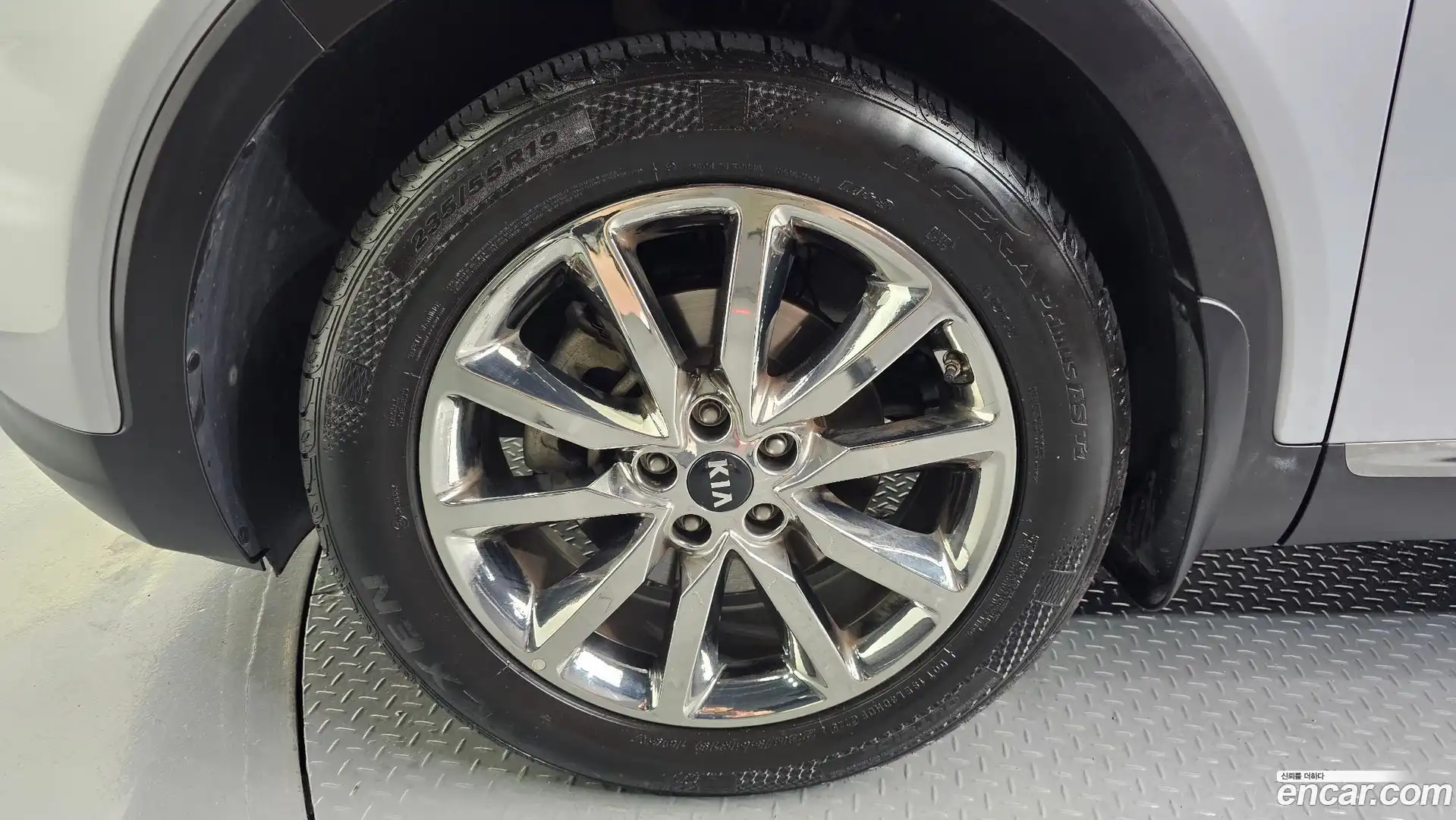 Sorento Kia 2017.2-OUTER-005