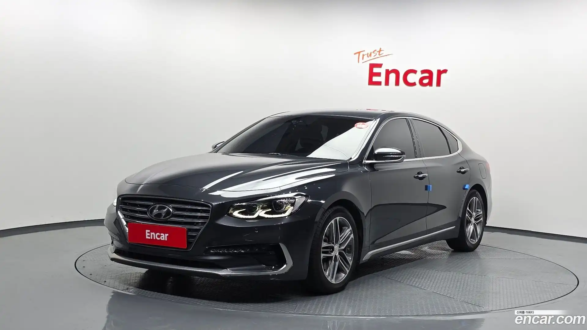 Grandeur Hyundai 2017.5-OUTER-001