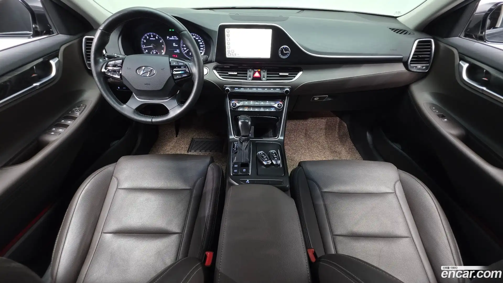 Grandeur Hyundai 2017.5-INNER-007