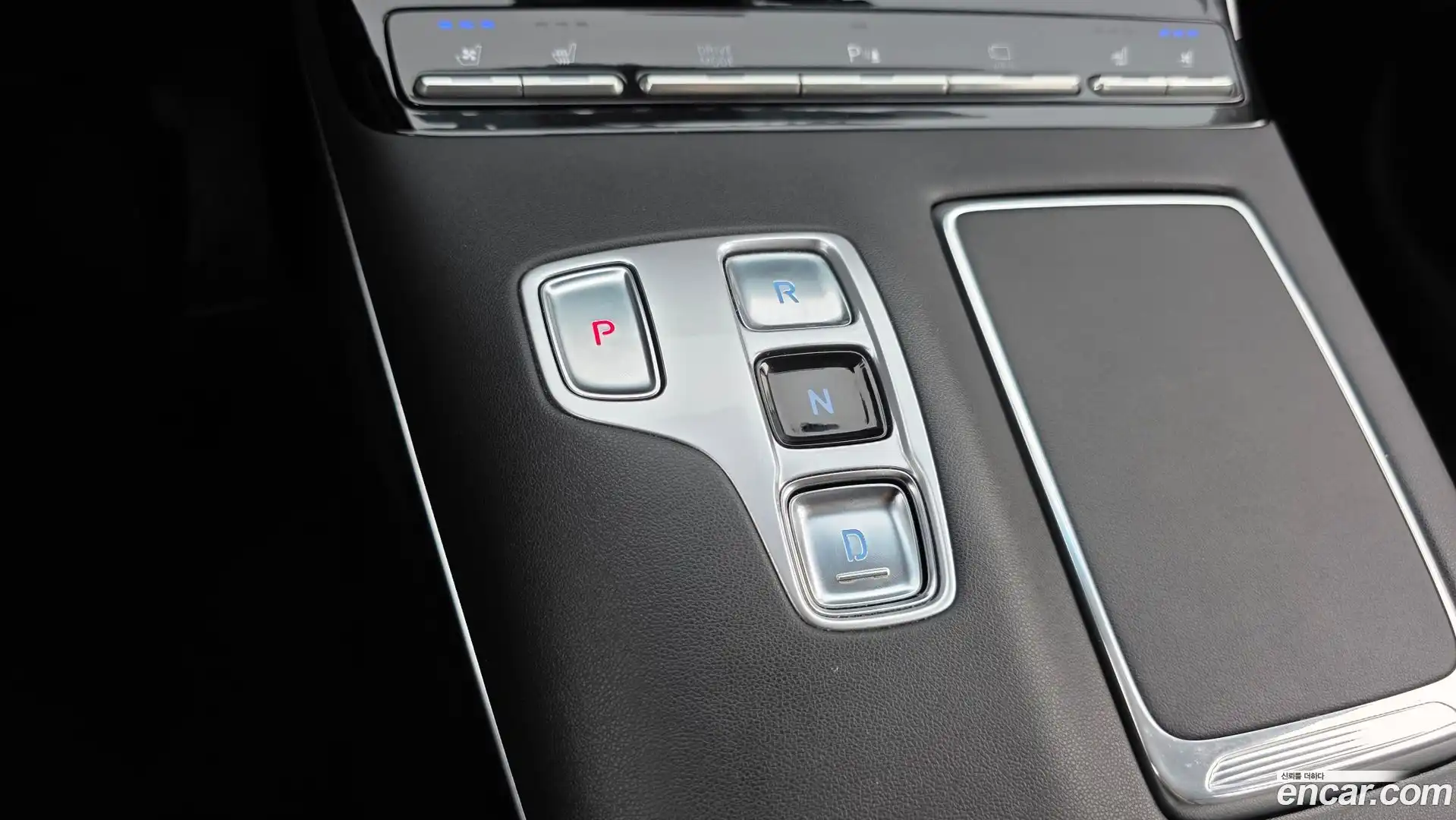 Grandeur Hyundai 2020.11-INNER-009